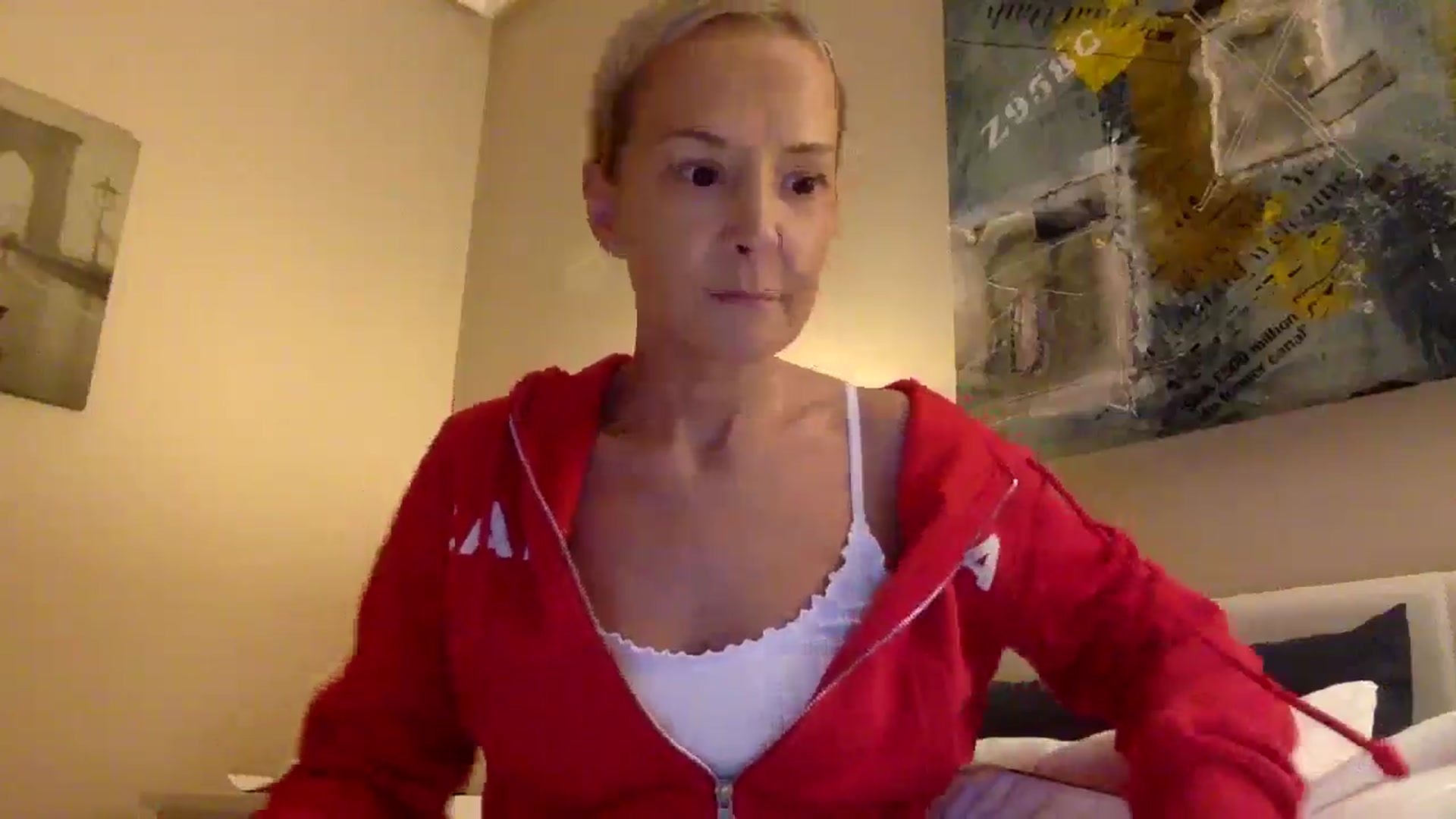 Gallery image thumbnail from Aimee_Angel's myfreecams stream on, 11/01/2025, 18:43 image 19 of 20