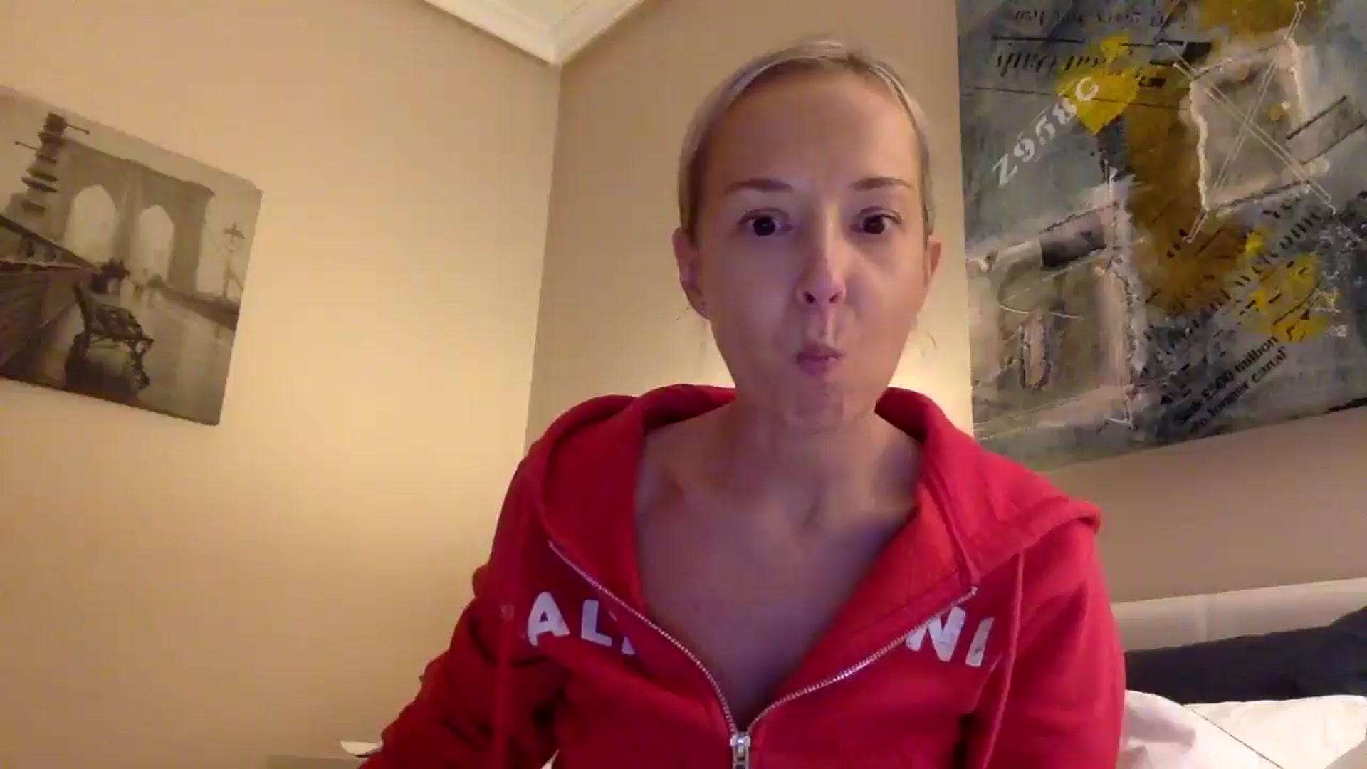 Gallery image thumbnail from Aimee_Angel's myfreecams stream on, 11/01/2025, 18:43 image 10 of 20