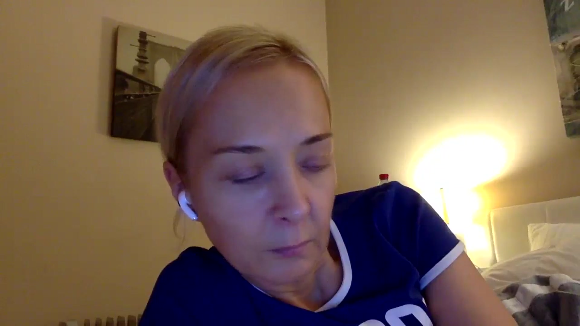 Gallery image thumbnail from Aimee_Angel's myfreecams stream on, 11/20/2025, 17:30 image 18 of 20