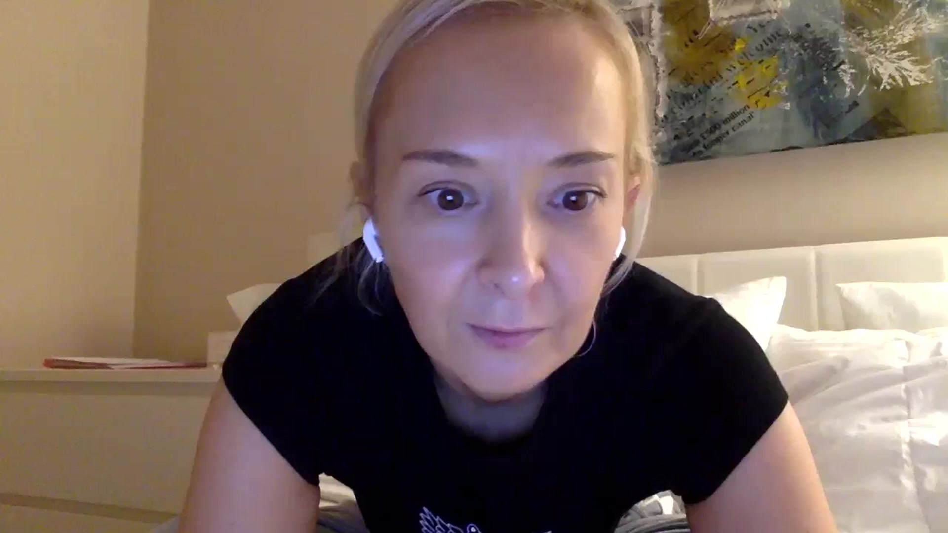 Gallery image thumbnail from Aimee_Angel's myfreecams stream on, 11/23/2025, 19:46 image 1 of 20