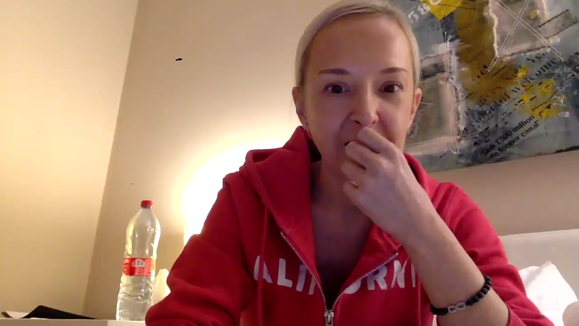 Gallery image thumbnail from Aimee_Angel's myfreecams stream on, 12/25/2025, 16:50 image 6 of 20