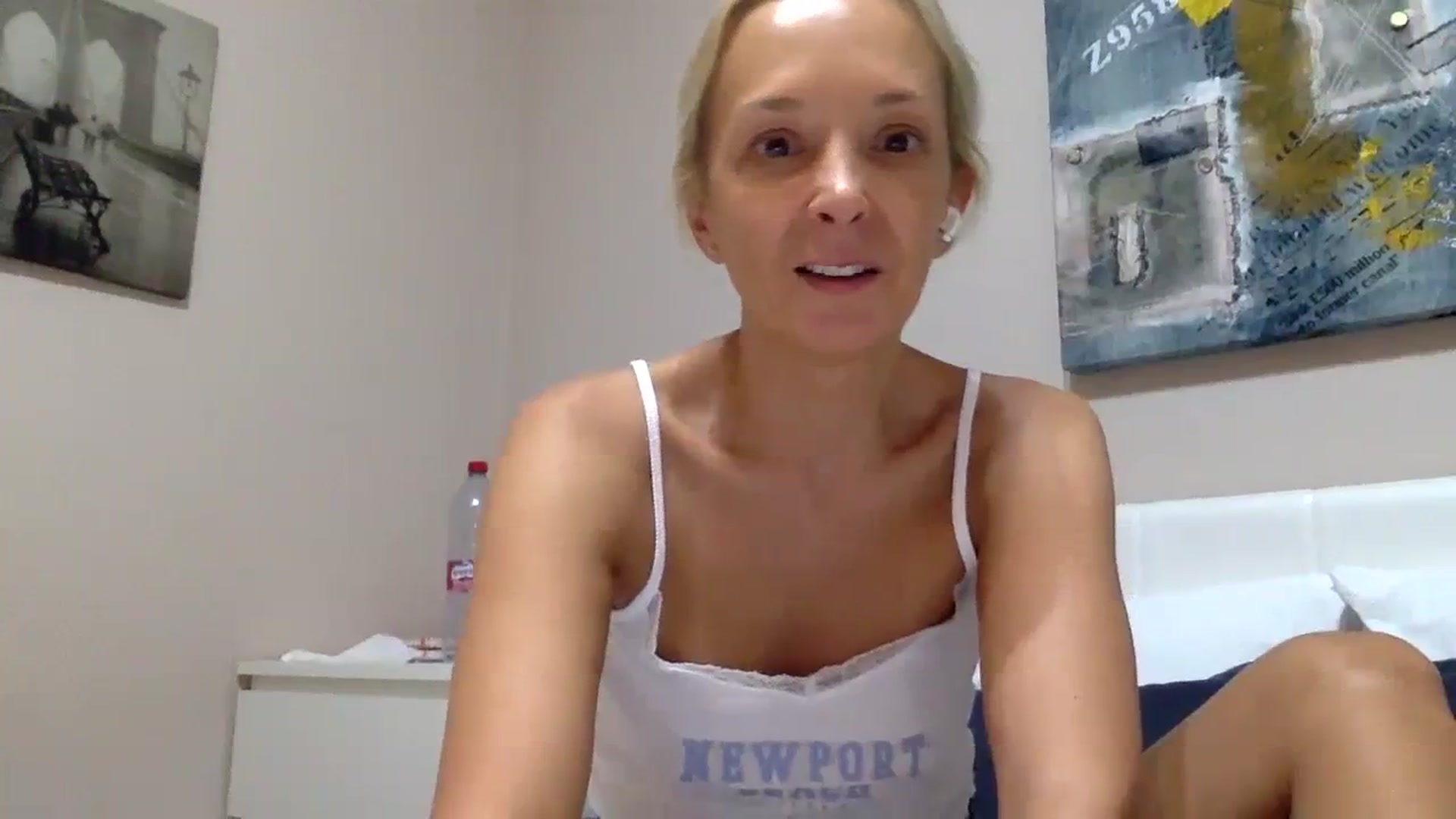 Gallery image thumbnail from Aimeee555's myfreecams stream on, 09/23/2023, 21:59 image 5 of 20