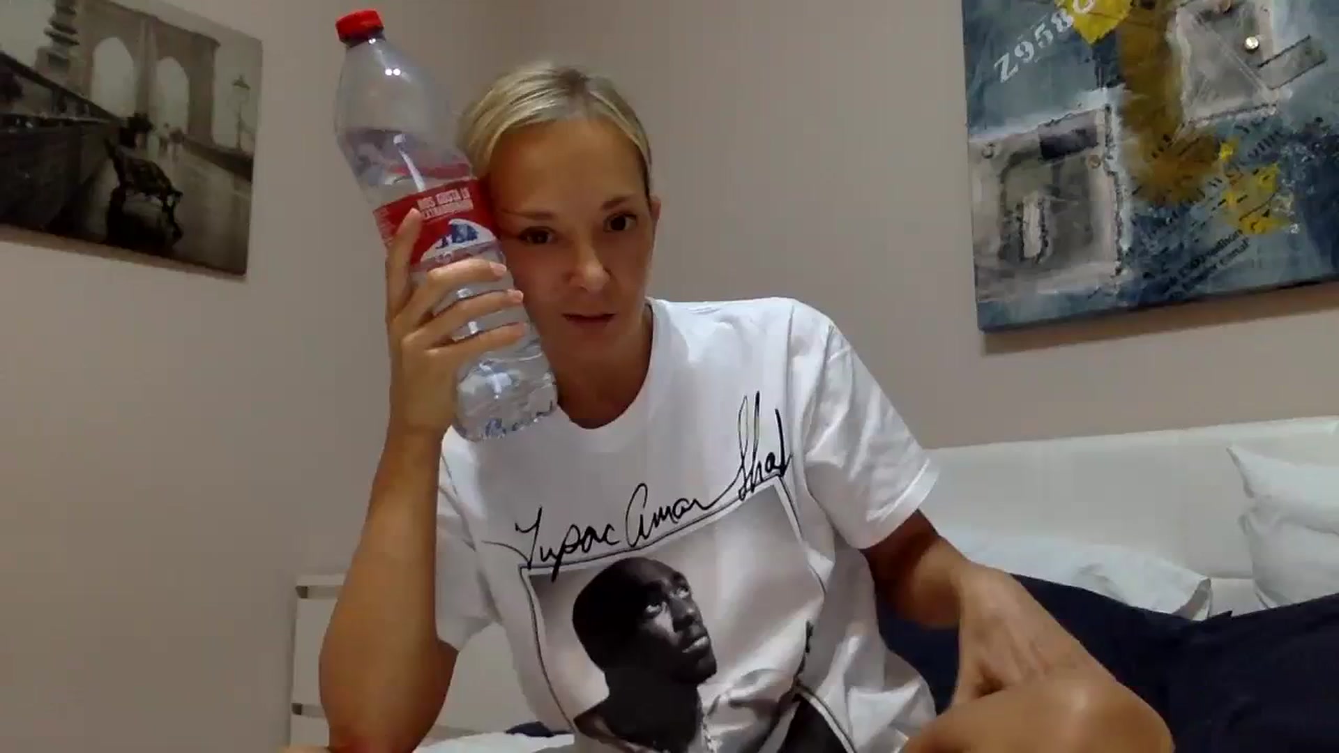 Gallery image thumbnail from Aimeee555's myfreecams stream on, 09/26/2023, 19:32 image 17 of 20