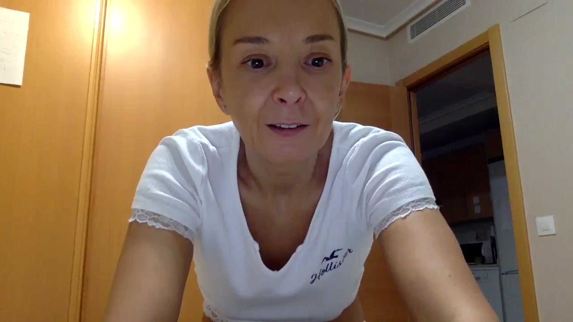 Gallery image thumbnail from Aimeee555's myfreecams stream on, 10/09/2023, 17:43 image 10 of 20