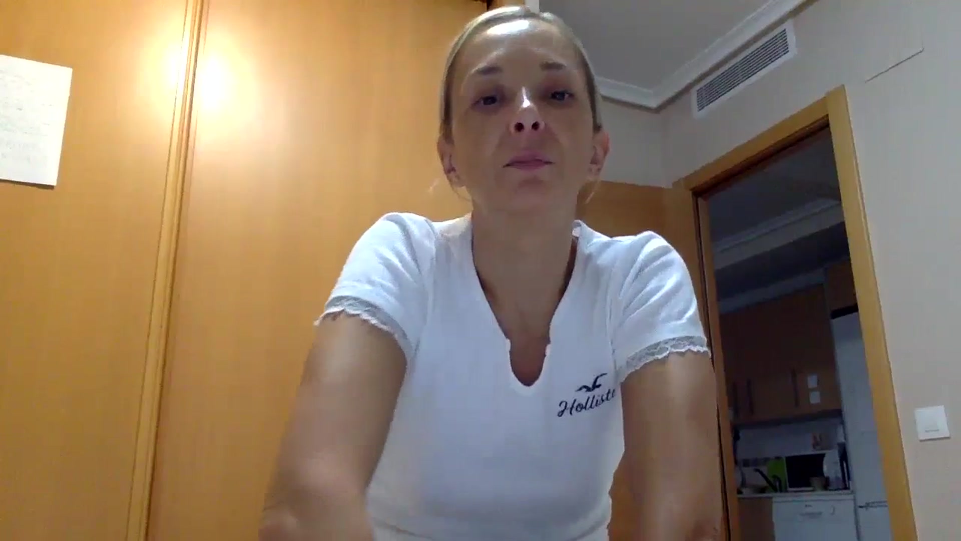 Gallery image thumbnail from Aimeee555's myfreecams stream on, 10/09/2023, 17:43 image 5 of 20