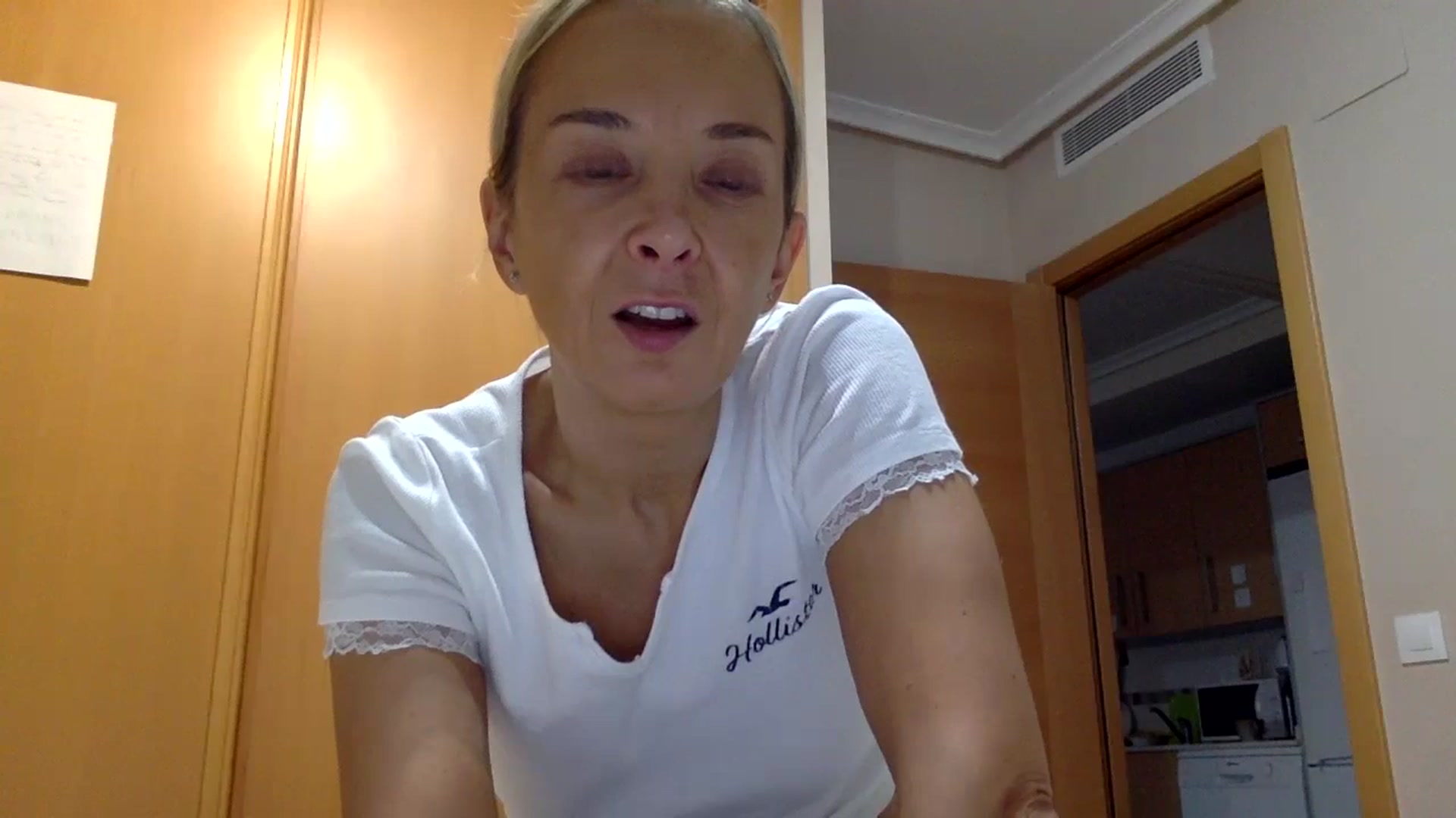 Gallery image thumbnail from Aimeee555's myfreecams stream on, 10/09/2023, 17:43 image 6 of 20