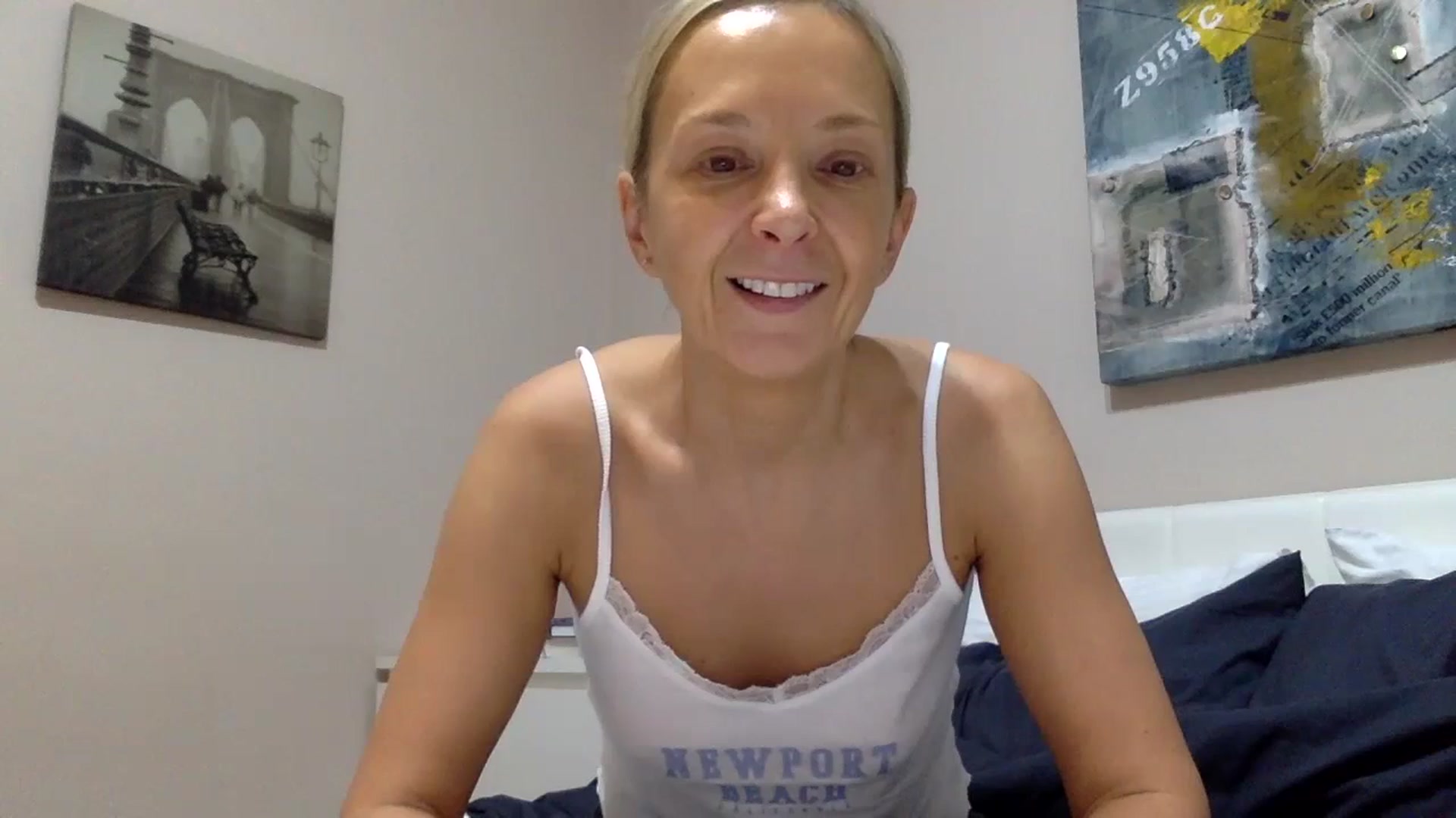 Gallery image thumbnail from Aimeee555's myfreecams stream on, 10/13/2023, 15:32 image 20 of 20