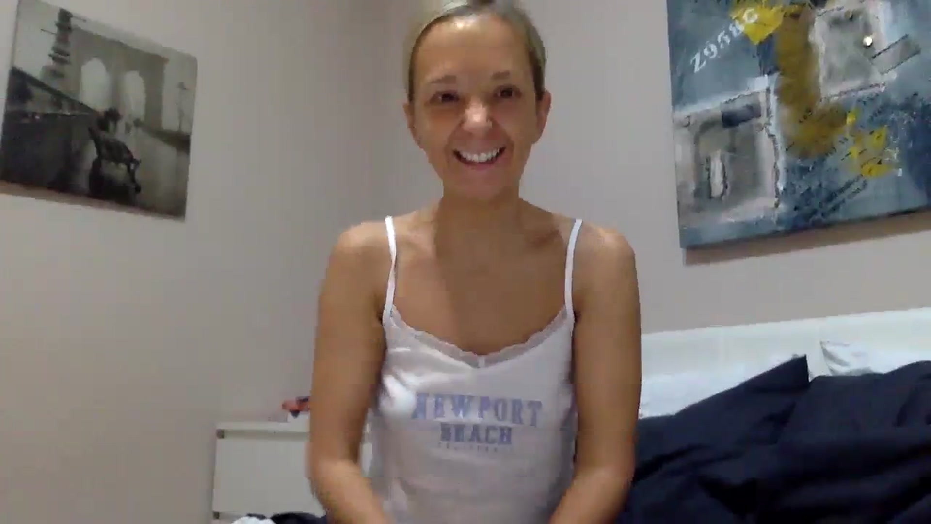 Gallery image thumbnail from Aimeee555's myfreecams stream on, 10/13/2023, 15:32 image 7 of 20
