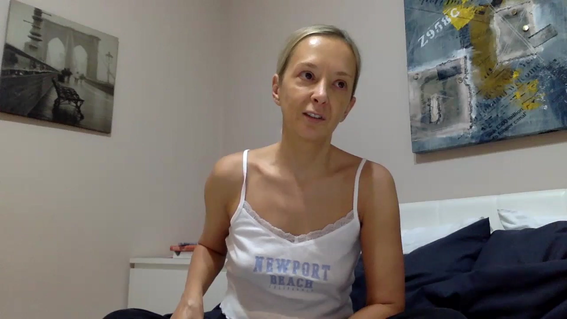 Gallery image thumbnail from Aimeee555's myfreecams stream on, 10/13/2023, 15:32 image 6 of 20