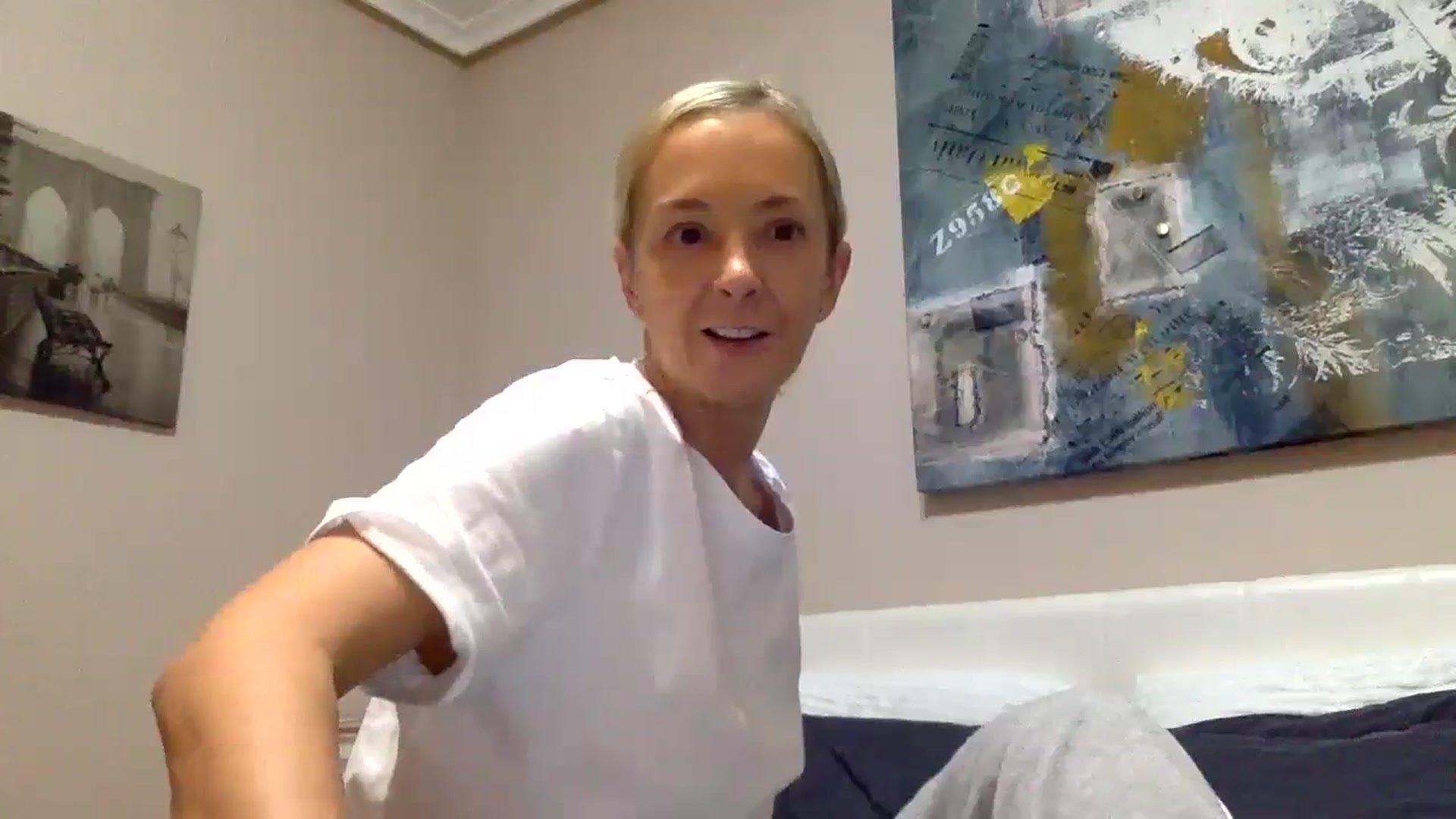 Gallery image thumbnail from Aimeee555's myfreecams stream on, 10/29/2023, 23:22 image 2 of 20