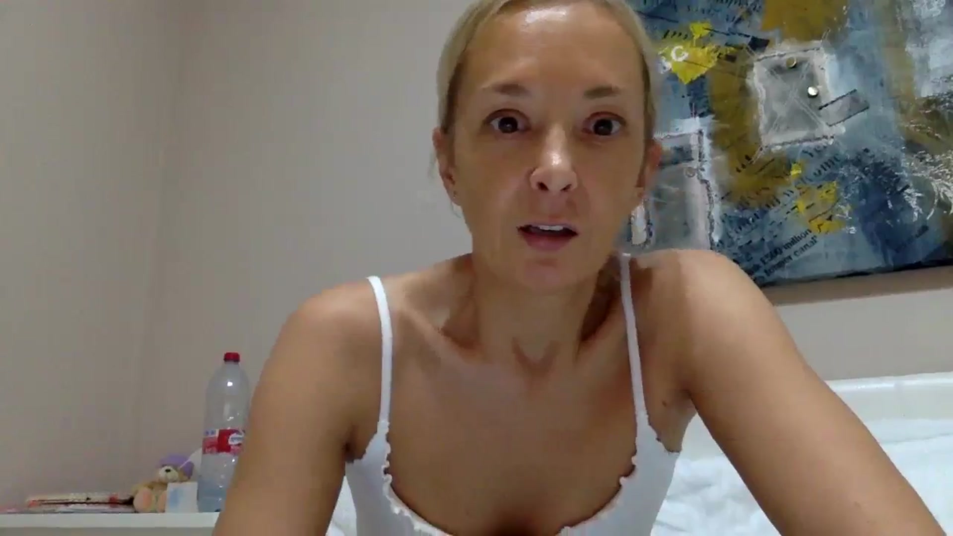 Gallery image thumbnail from Aimeee555's myfreecams stream on, 11/06/2023, 20:52 image 3 of 20