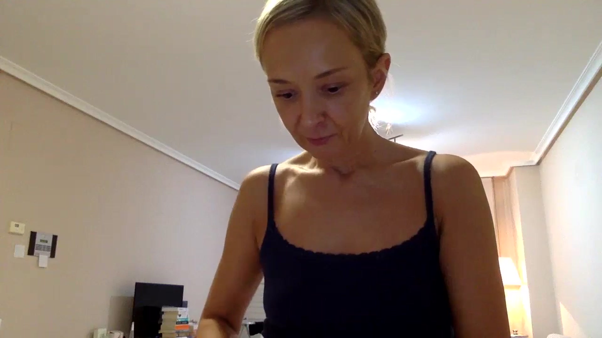 Gallery image thumbnail from Aimeee555's myfreecams stream on, 11/10/2023, 22:38 image 3 of 20