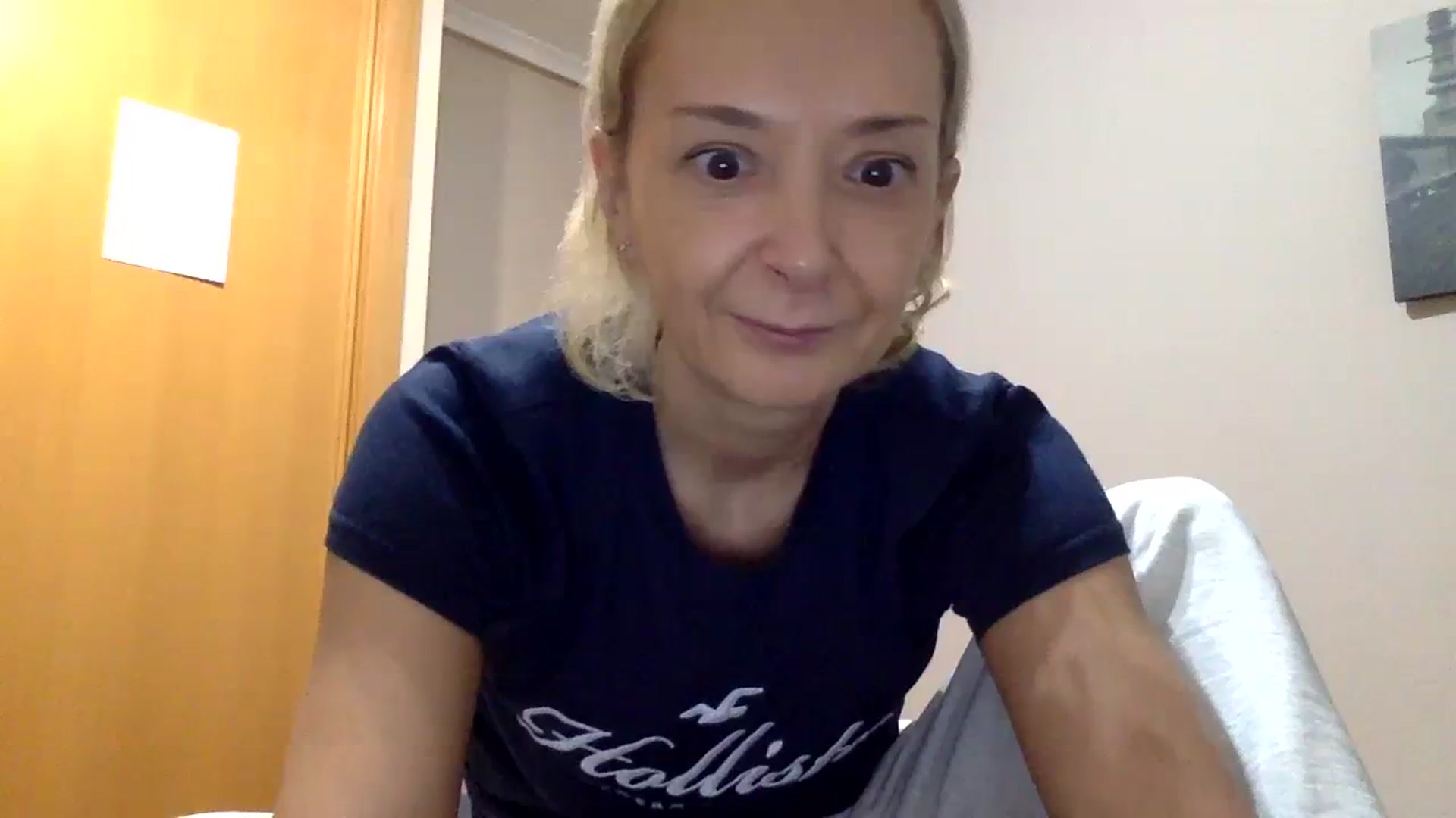 Gallery image thumbnail from Aimeee555's myfreecams stream on, 11/22/2023, 23:22 image 20 of 20