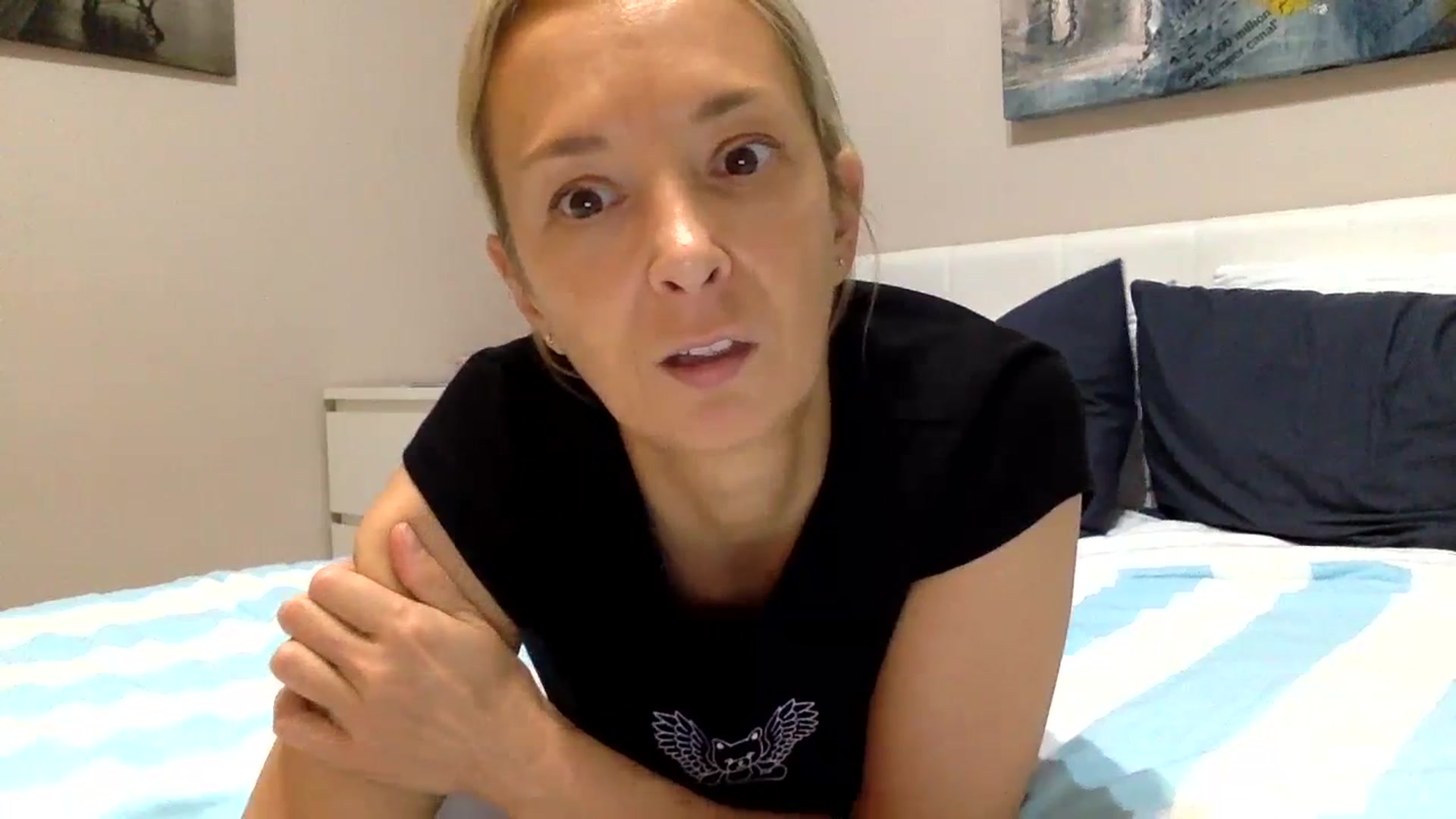 Gallery image thumbnail from Aimeee555's myfreecams stream on, 11/29/2023, 22:06 image 18 of 20