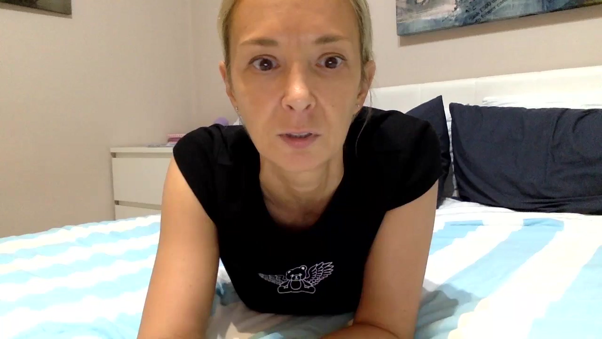 Gallery image thumbnail from Aimeee555's myfreecams stream on, 11/29/2023, 22:06 image 12 of 20