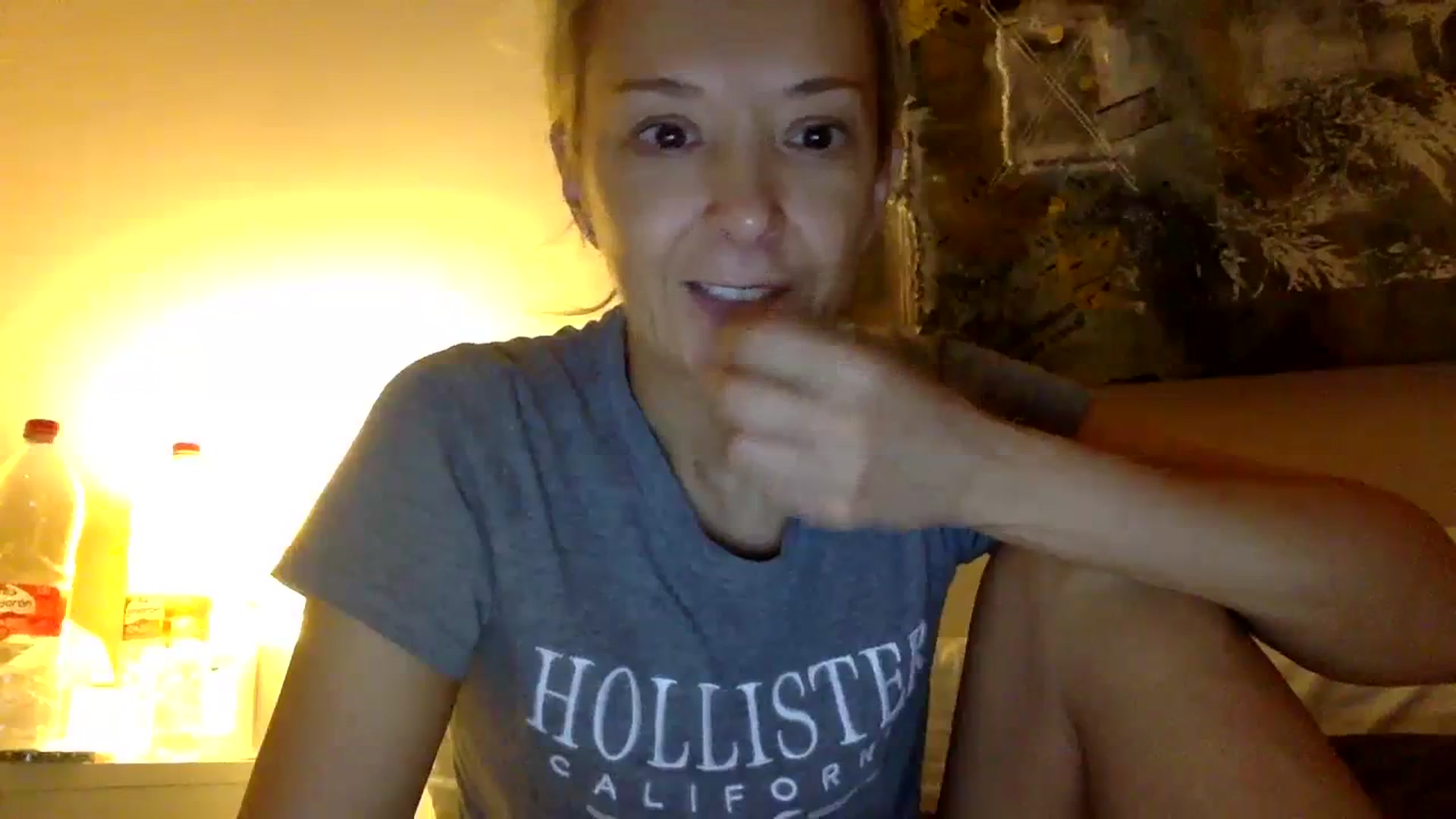 Gallery image thumbnail from Aimeee555's myfreecams stream on, 12/07/2023, 13:50 image 13 of 20