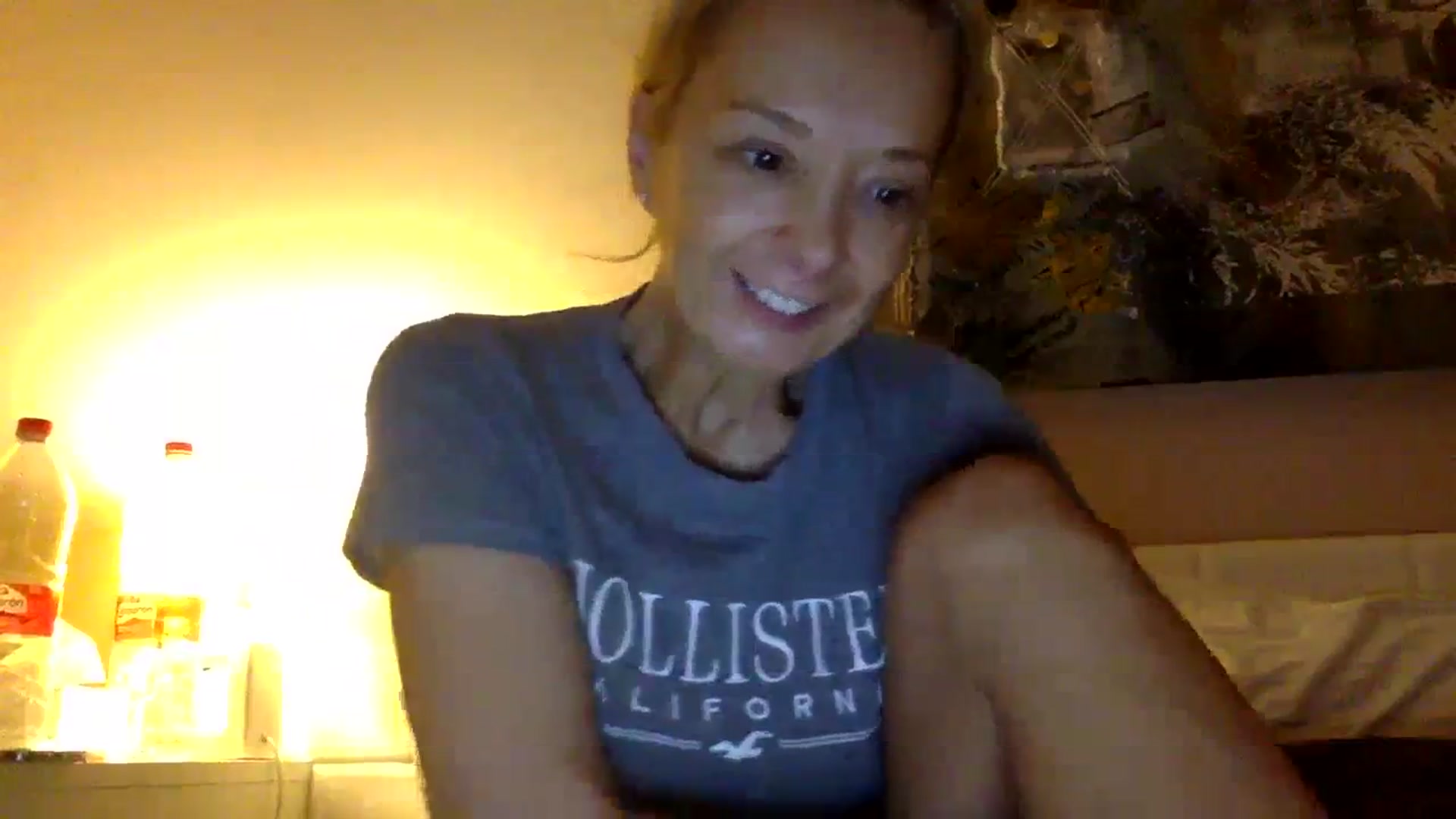 Gallery image thumbnail from Aimeee555's myfreecams stream on, 12/07/2023, 13:50 image 8 of 20