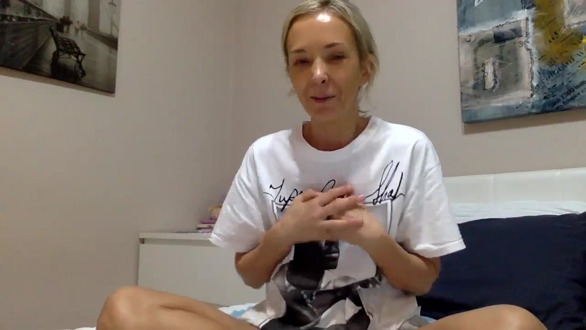 Gallery image thumbnail from Aimeee555's myfreecams stream on, 12/09/2023, 22:07 image 14 of 20