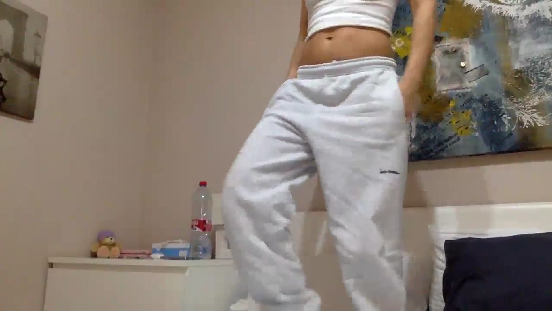 Gallery image thumbnail from Aimeee555's myfreecams stream on, 12/14/2023, 20:35 image 19 of 20