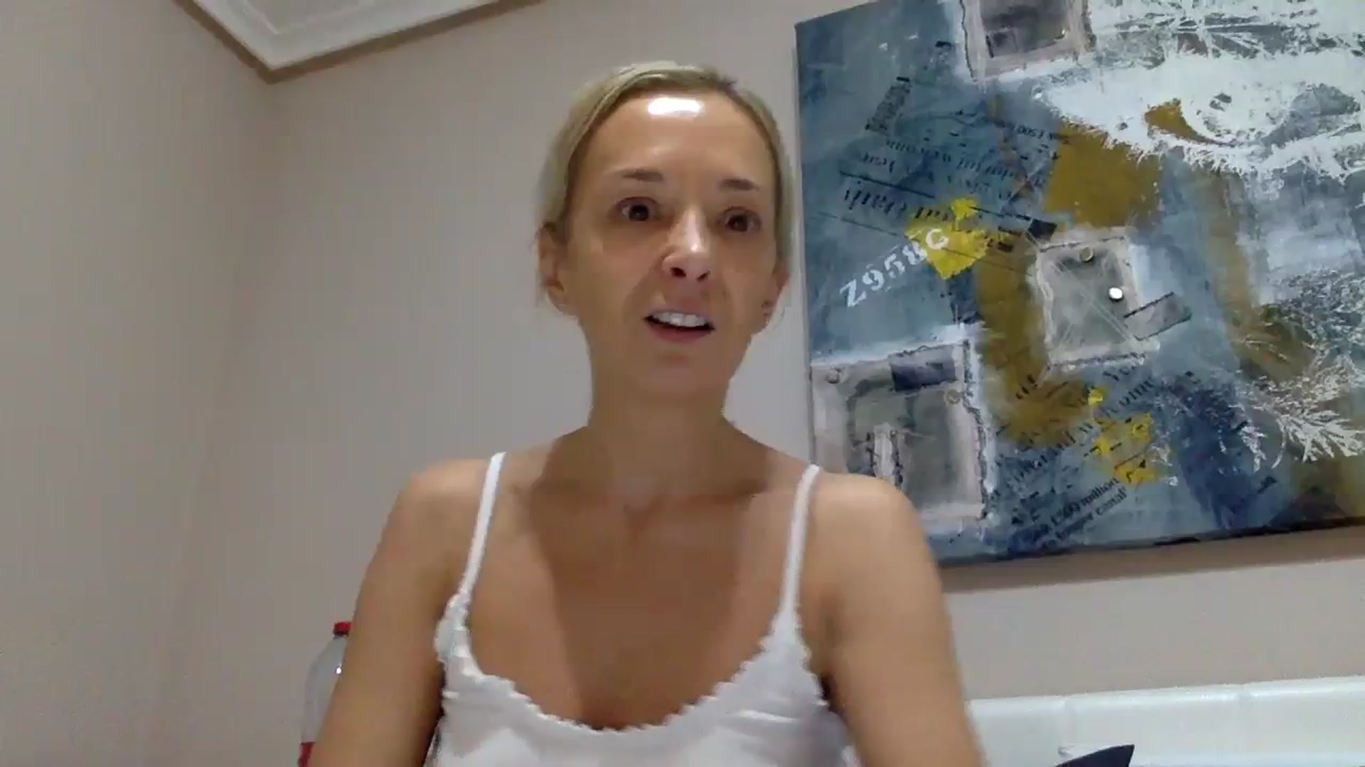 Gallery image thumbnail from Aimeee555's myfreecams stream on, 12/14/2023, 20:35 image 2 of 20