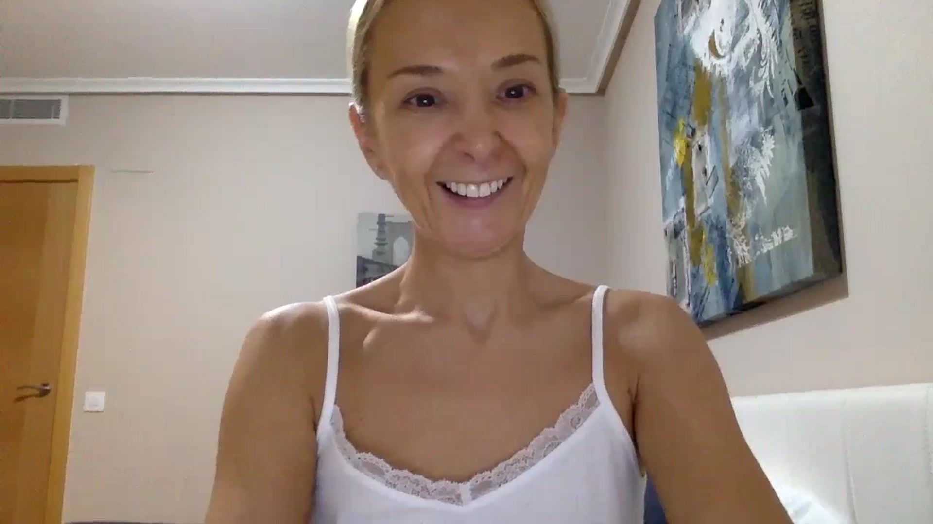Gallery image thumbnail from Aimeee555's myfreecams stream on, 12/22/2023, 22:14 image 16 of 20