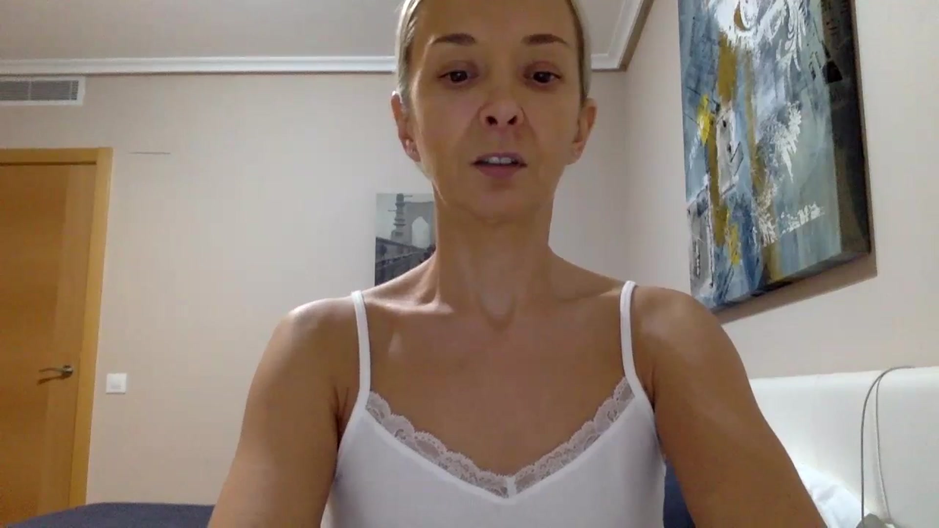 Gallery image thumbnail from Aimeee555's myfreecams stream on, 12/22/2023, 22:14 image 9 of 20