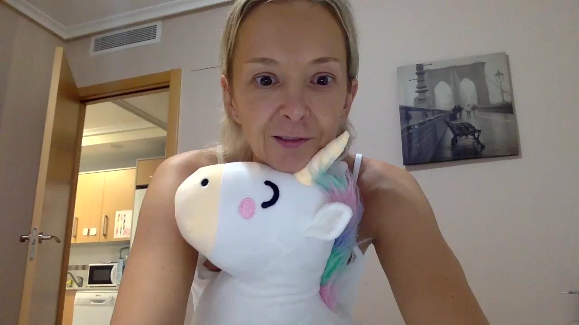 Gallery image thumbnail from Aimeee555's myfreecams stream on, 12/27/2023, 16:49 image 1 of 20