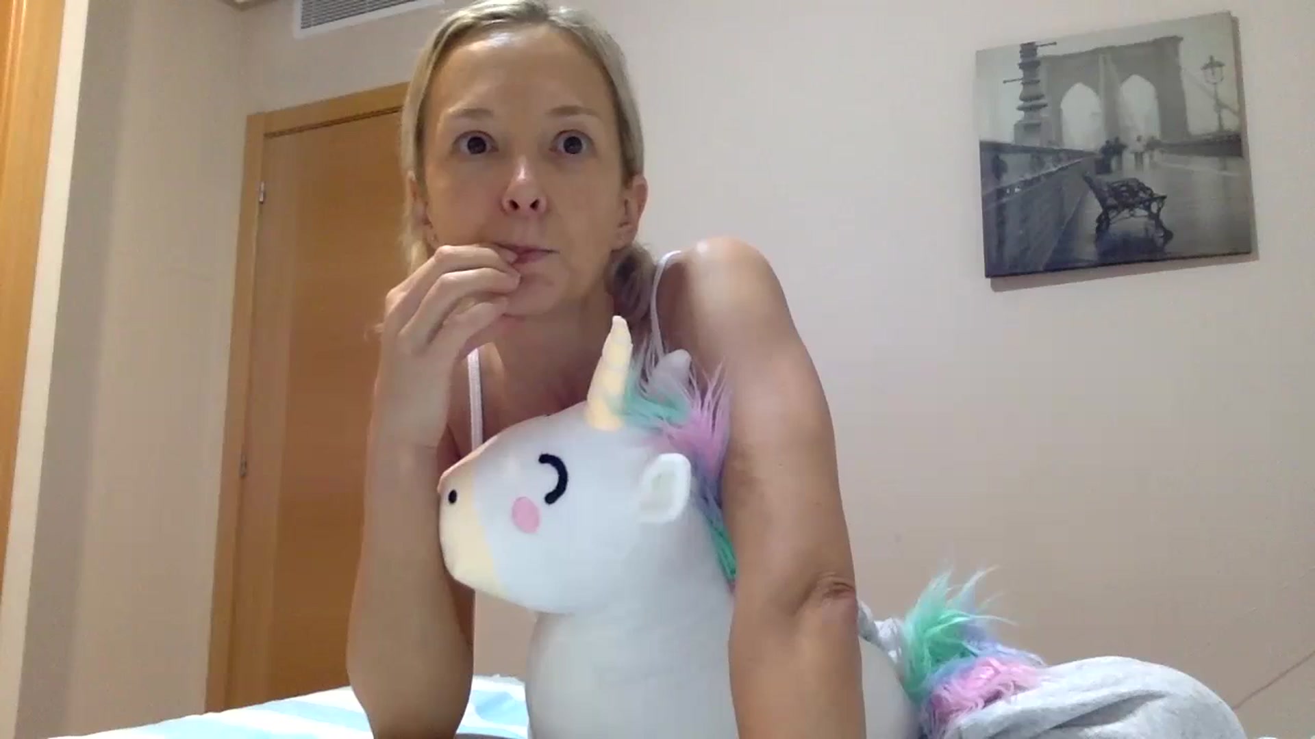 Gallery image thumbnail from Aimeee555's myfreecams stream on, 12/27/2023, 16:49 image 19 of 20