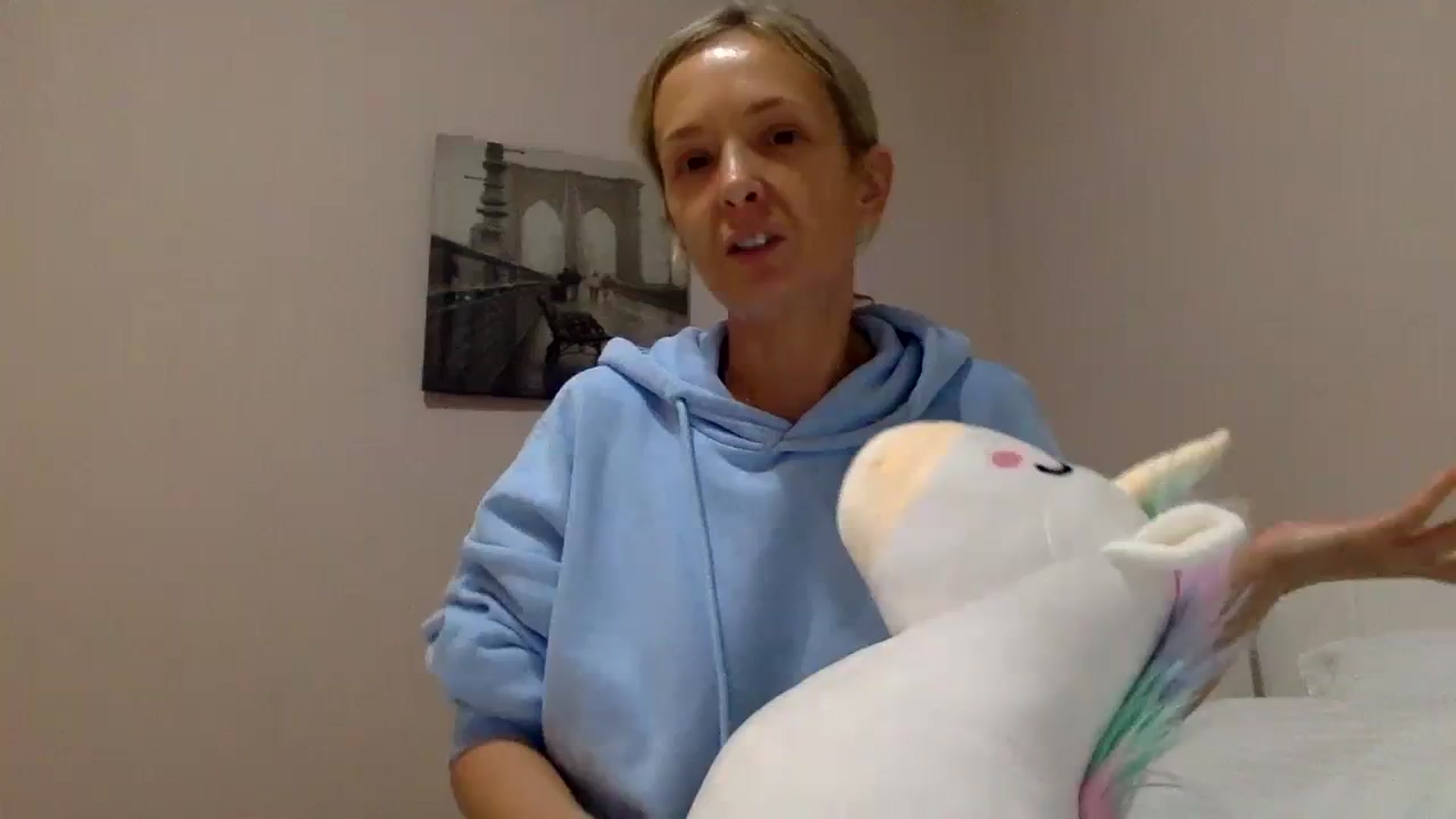 Gallery image thumbnail from Aimeee555's myfreecams stream on, 12/28/2023, 19:24 image 20 of 20