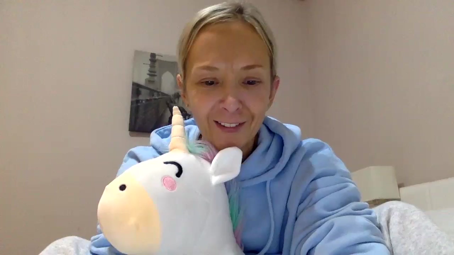 Gallery image thumbnail from Aimeee555's myfreecams stream on, 12/28/2023, 19:24 image 1 of 20