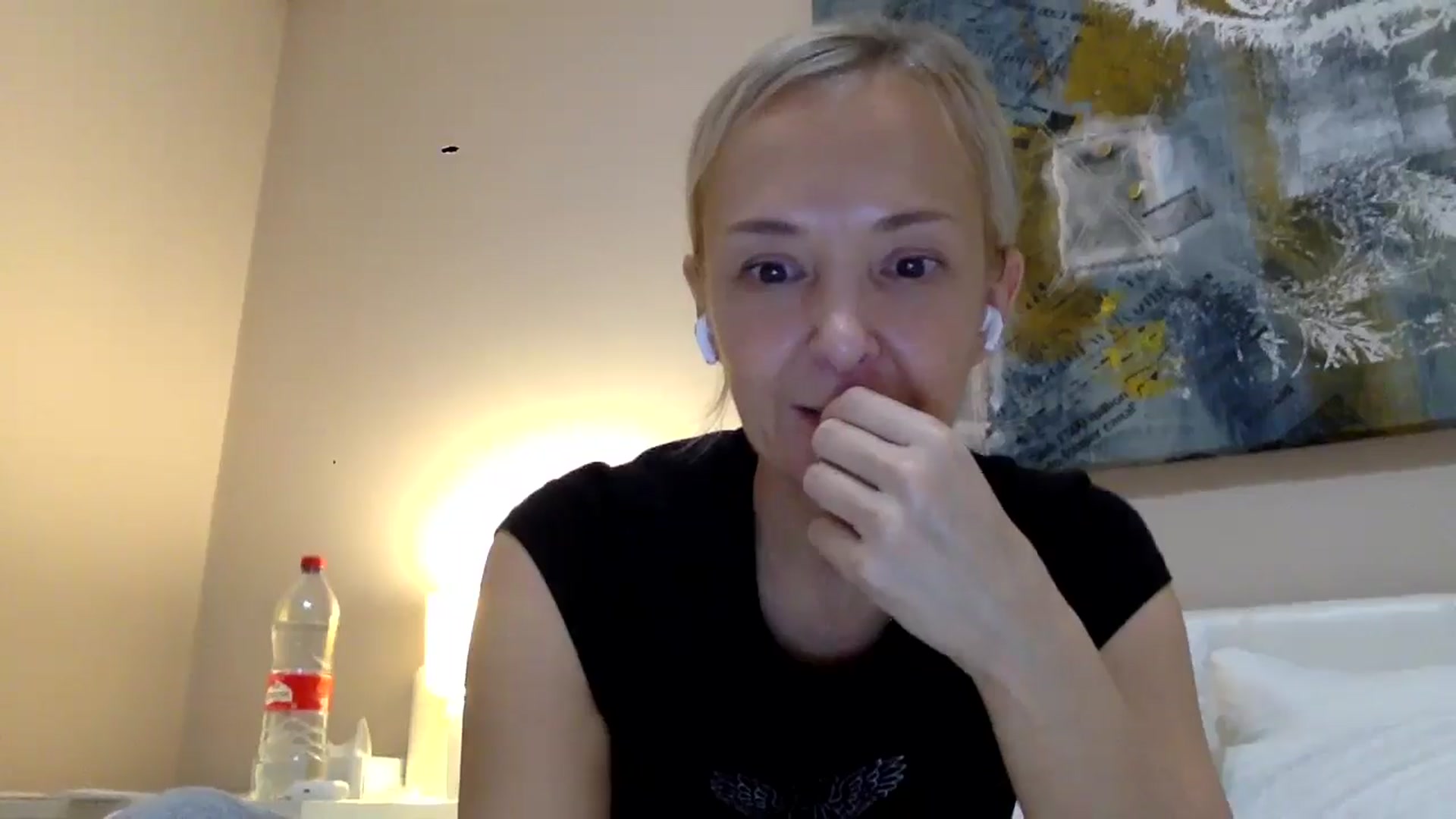 Gallery image thumbnail from Aimeesdf's myfreecams stream on, 02/11/2026, 20:47 image 15 of 20