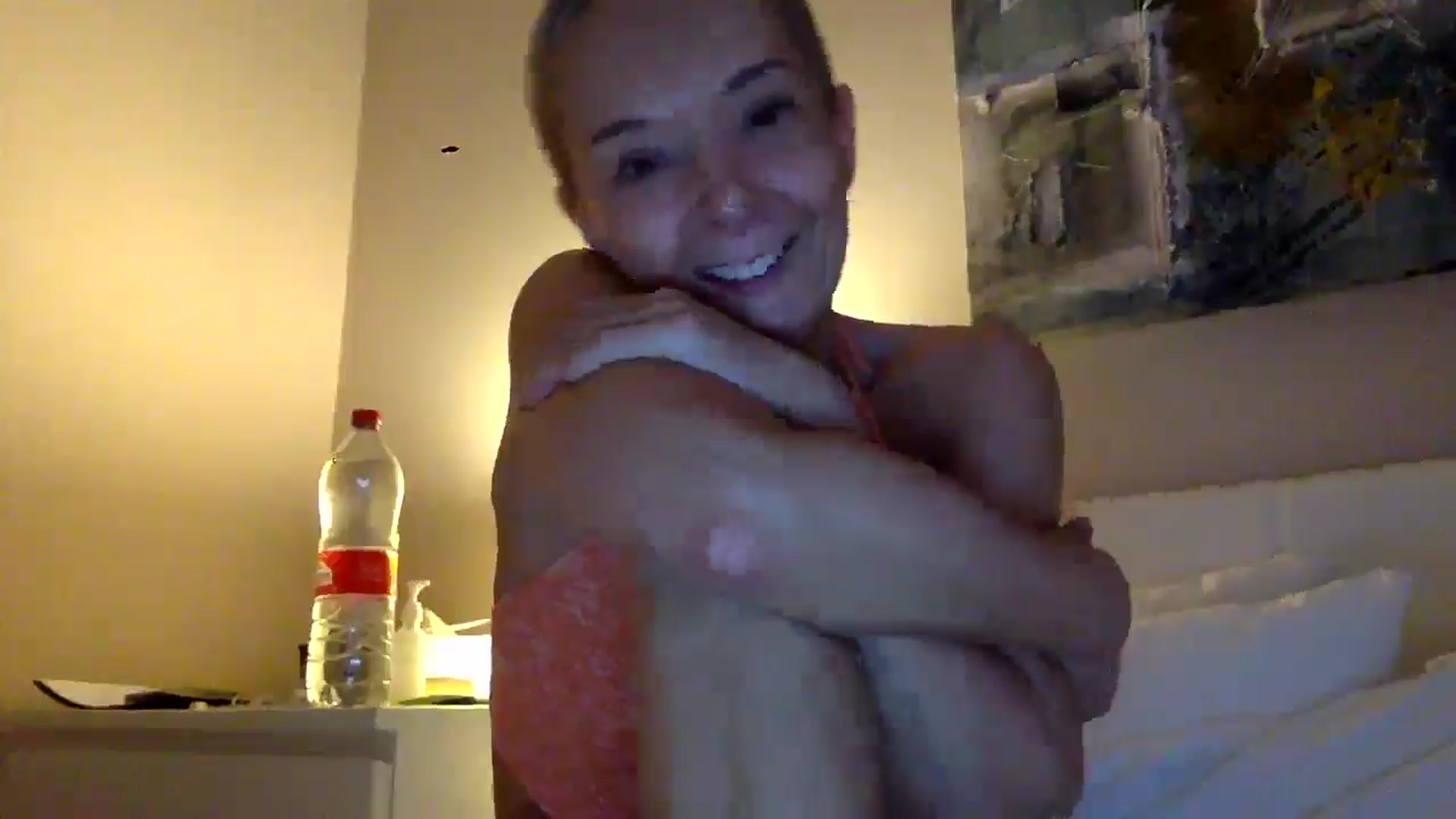Gallery image thumbnail from Aimeesdf's myfreecams stream on, 02/26/2026, 18:03 image 10 of 20