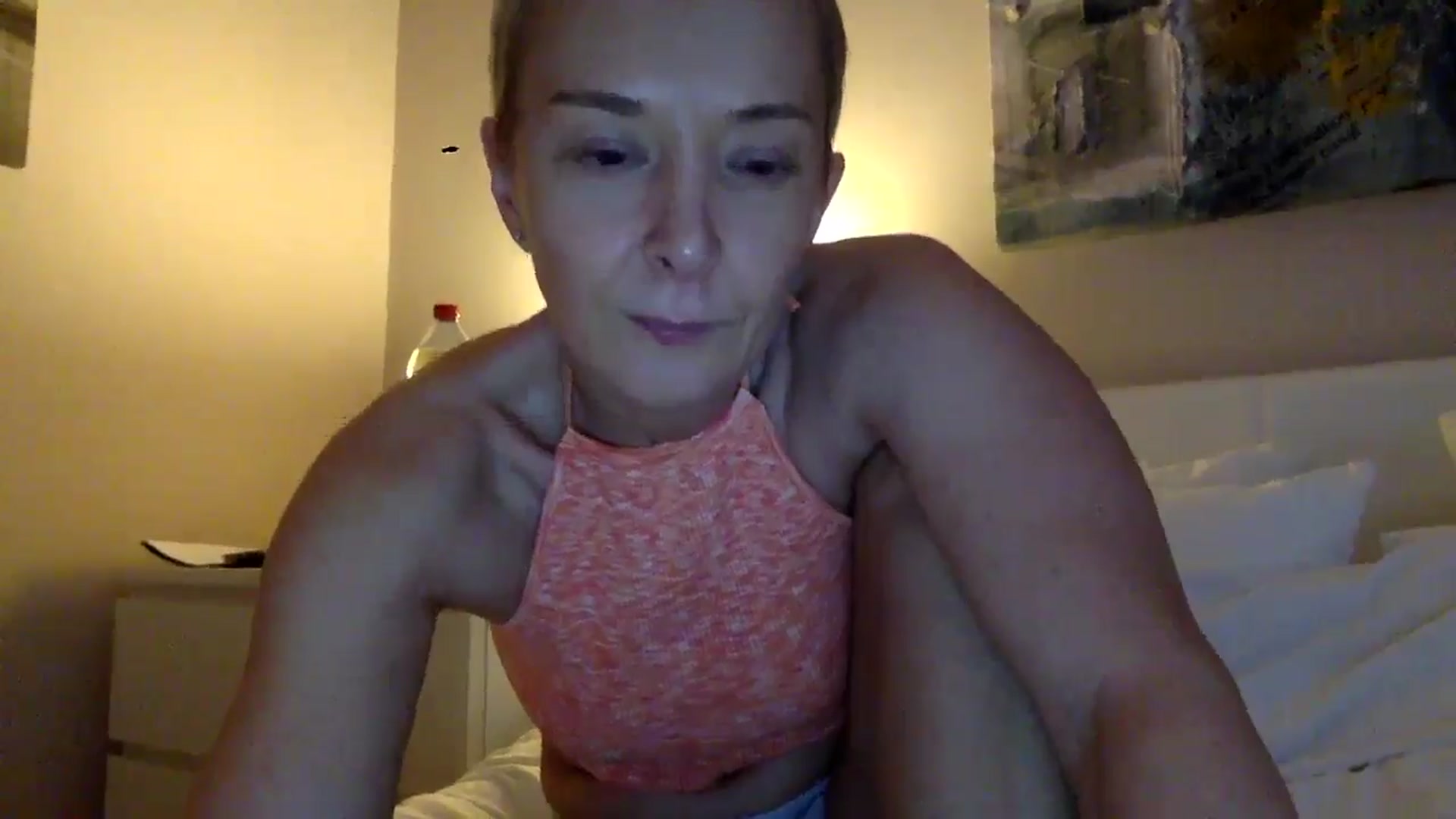 Gallery image thumbnail from Aimeesdf's myfreecams stream on, 02/26/2026, 18:03 image 5 of 20