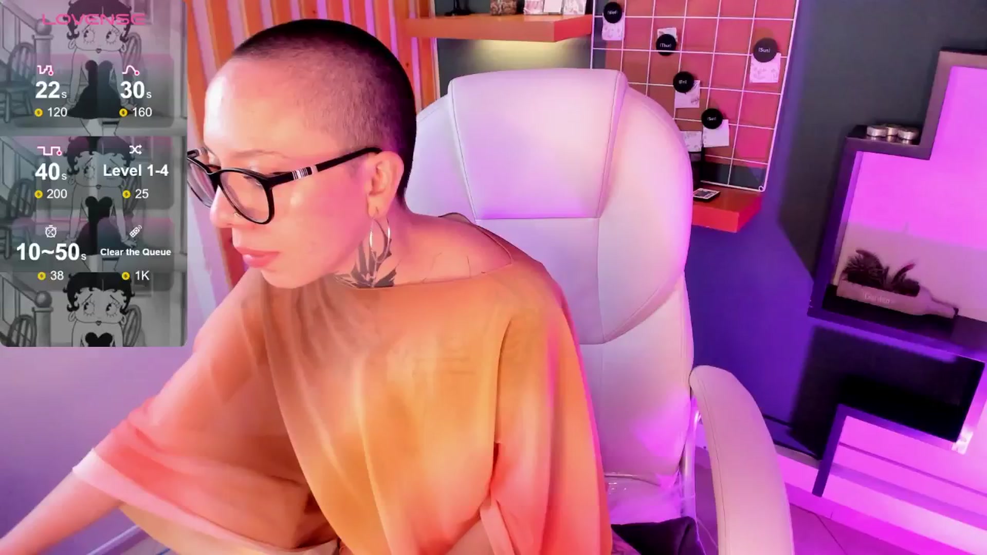 Gallery image thumbnail from Aimi_au's myfreecams stream on, 09/12/2024, 23:37 image 14 of 20