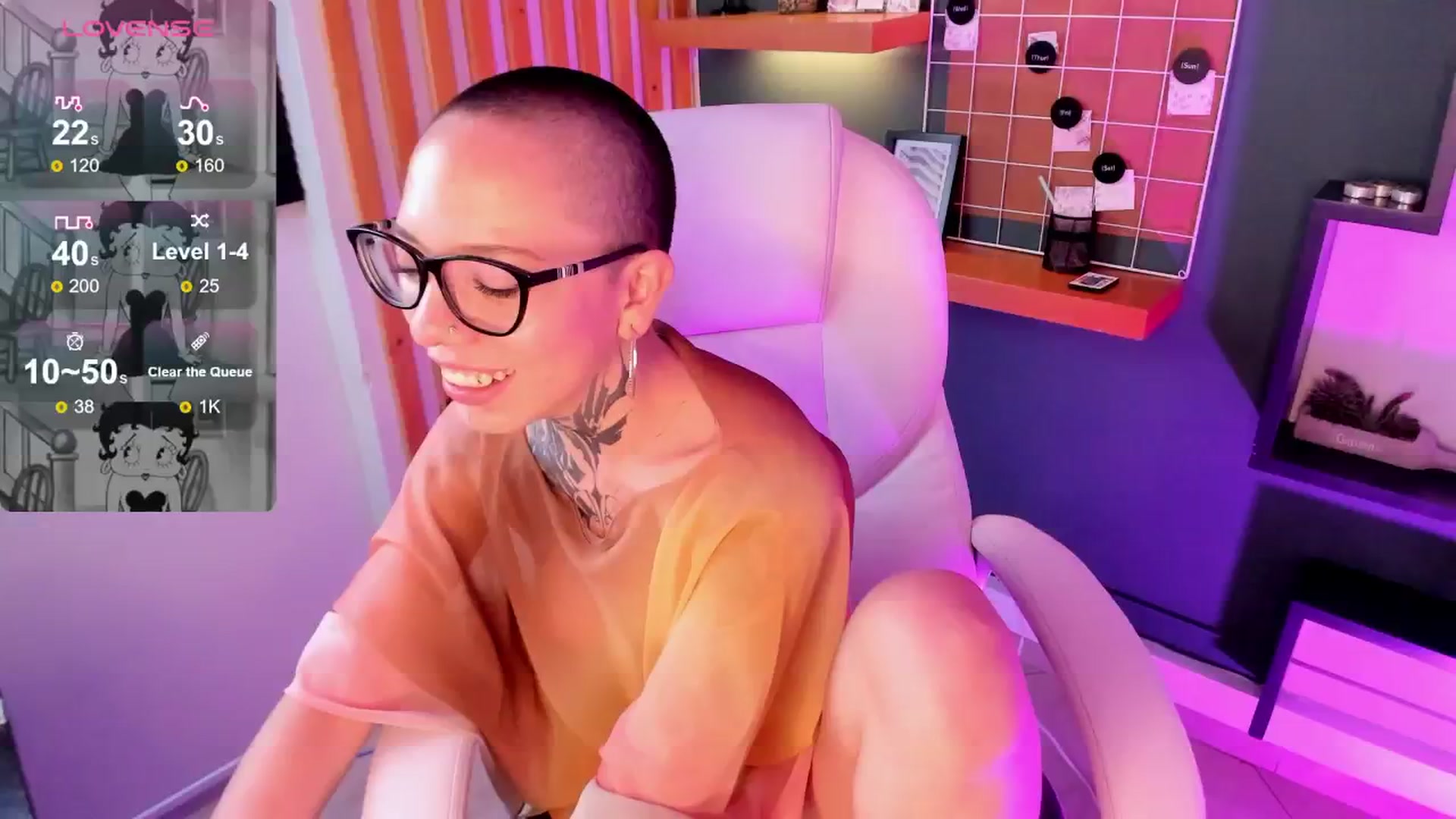 Gallery image thumbnail from Aimi_au's myfreecams stream on, 09/12/2024, 23:37 image 13 of 20