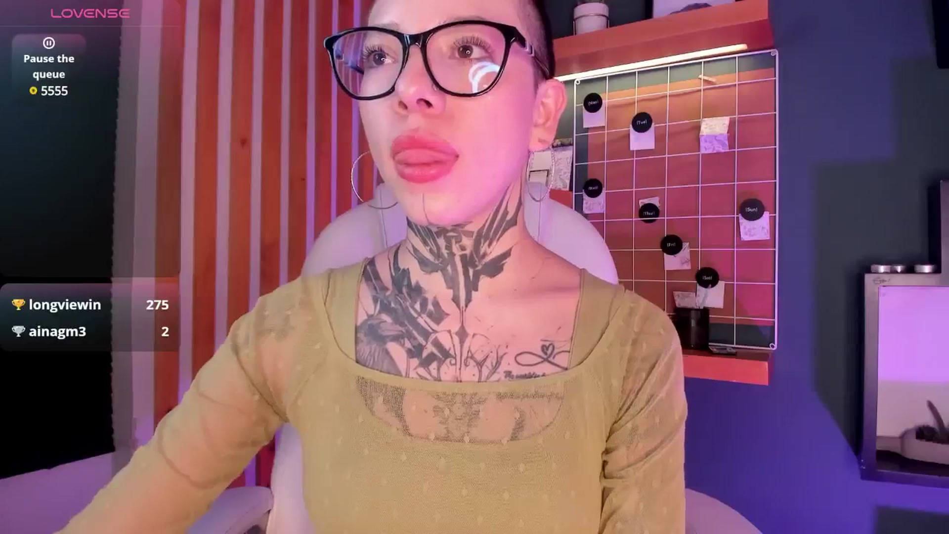 Gallery image thumbnail from Aimi_au's myfreecams stream on, 09/20/2024, 01:44 image 11 of 20