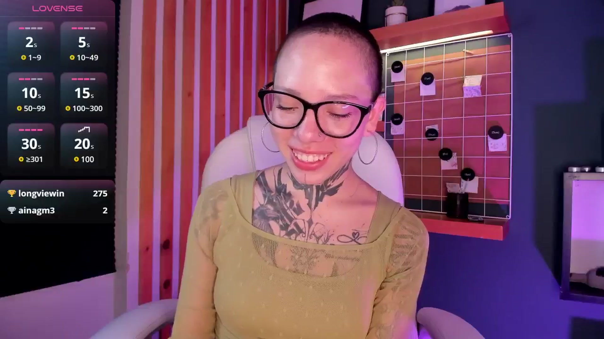Gallery image thumbnail from Aimi_au's myfreecams stream on, 09/20/2024, 01:44 image 15 of 20
