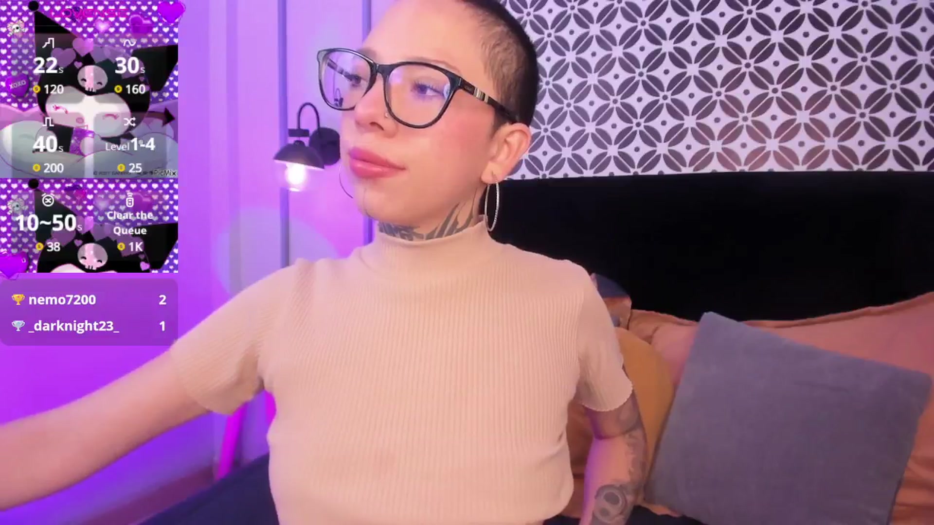 Gallery image thumbnail from Aimi_au's myfreecams stream on, 10/03/2024, 24:01 image 5 of 20