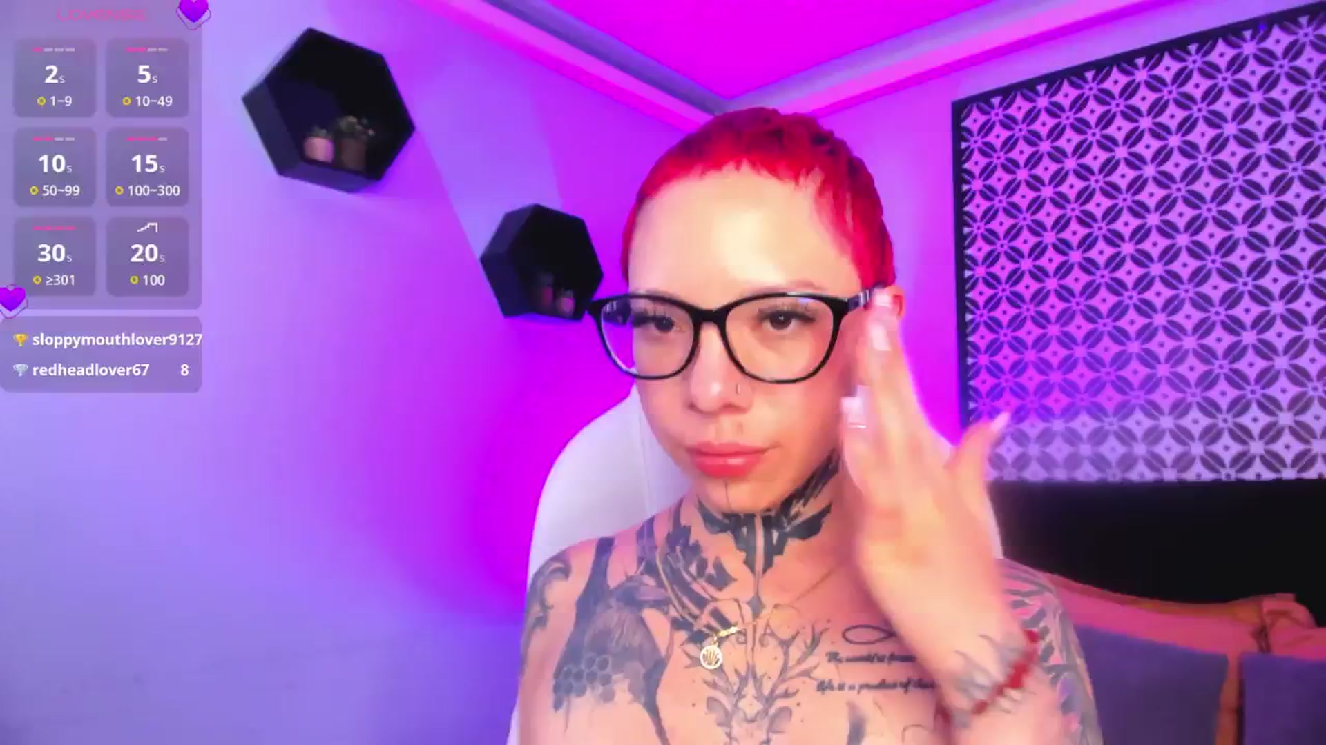 Gallery image thumbnail from Aimi_au's myfreecams stream on, 10/31/2024, 24:40 image 3 of 20