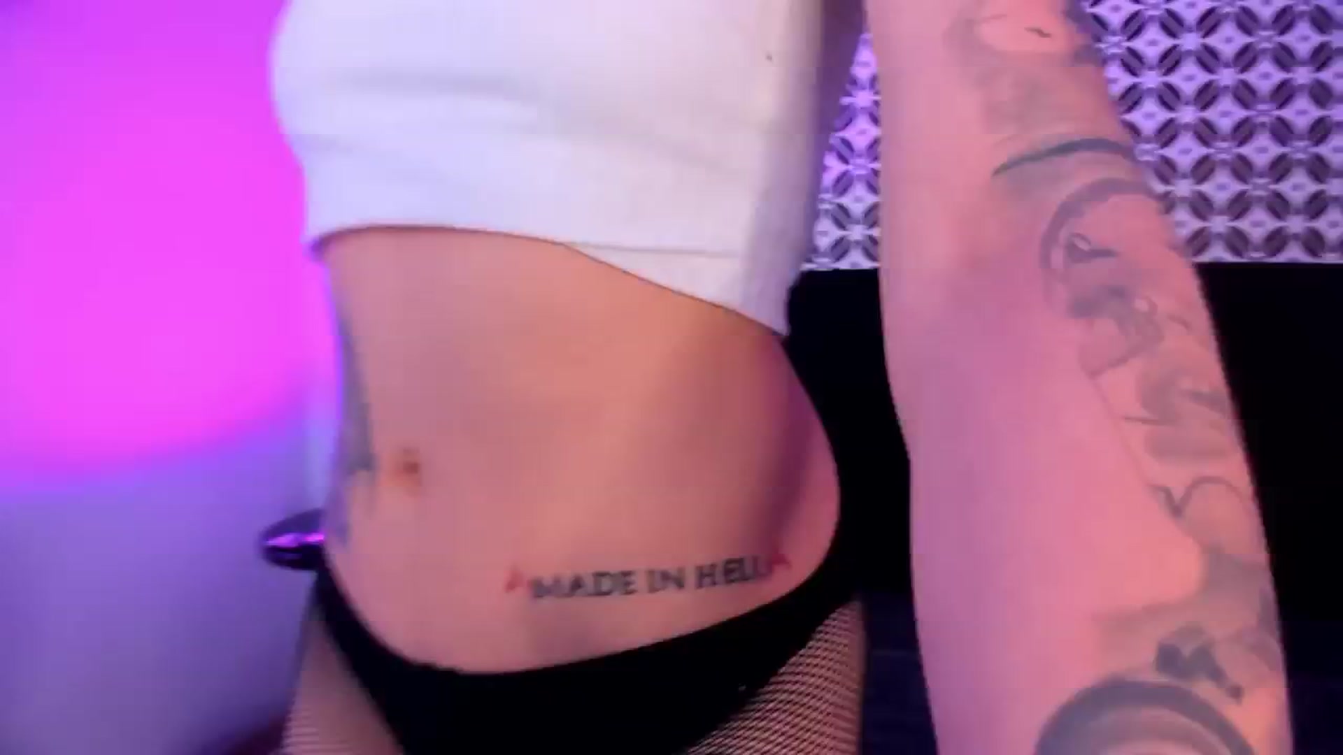 Gallery image thumbnail from Aimi_au's myfreecams stream on, 11/11/2024, 24:01 image 10 of 20