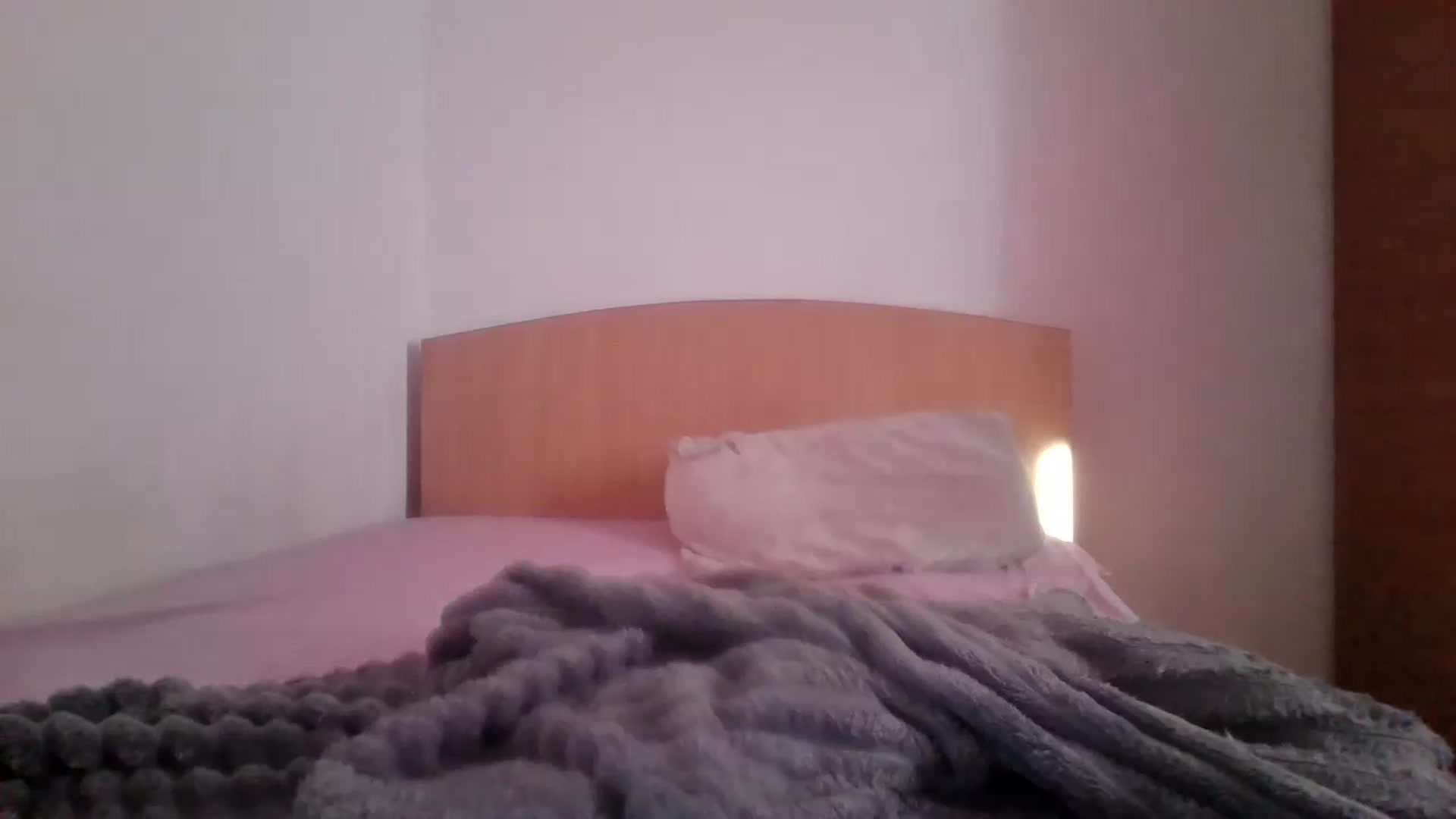 Gallery image thumbnail from AiraNoelle21's myfreecams stream on, 10/04/2026, 13:30 image 18 of 20