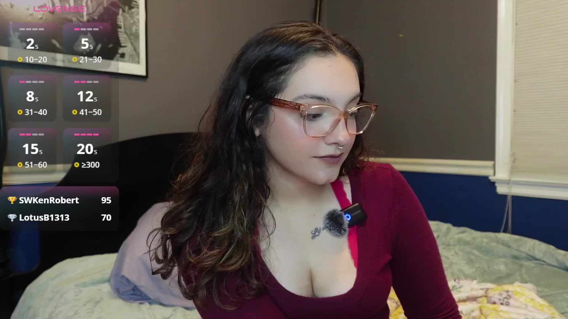 Gallery image thumbnail from AireJolene_'s myfreecams stream on, 06/26/2025, 09:56 image 3 of 20