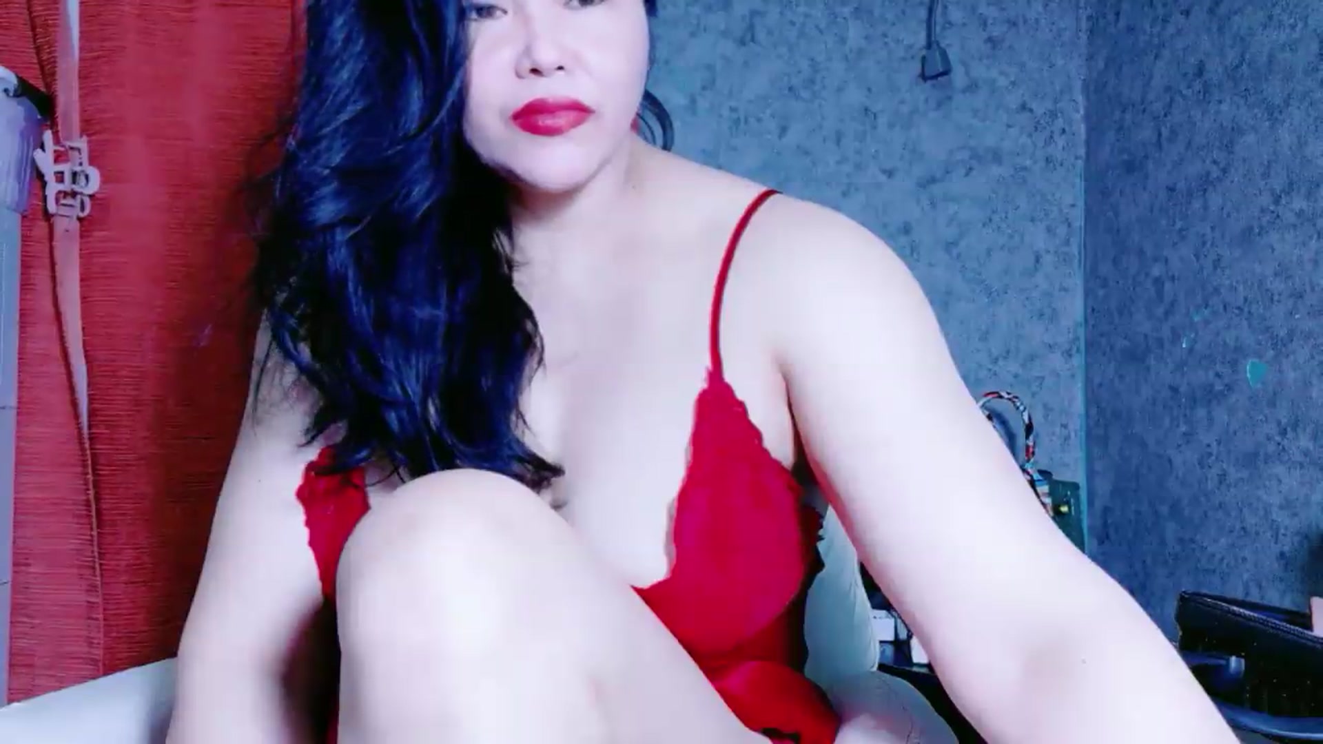 Gallery image thumbnail from Aires1585's myfreecams stream on, 08/09/2026, 01:50 image 6 of 20