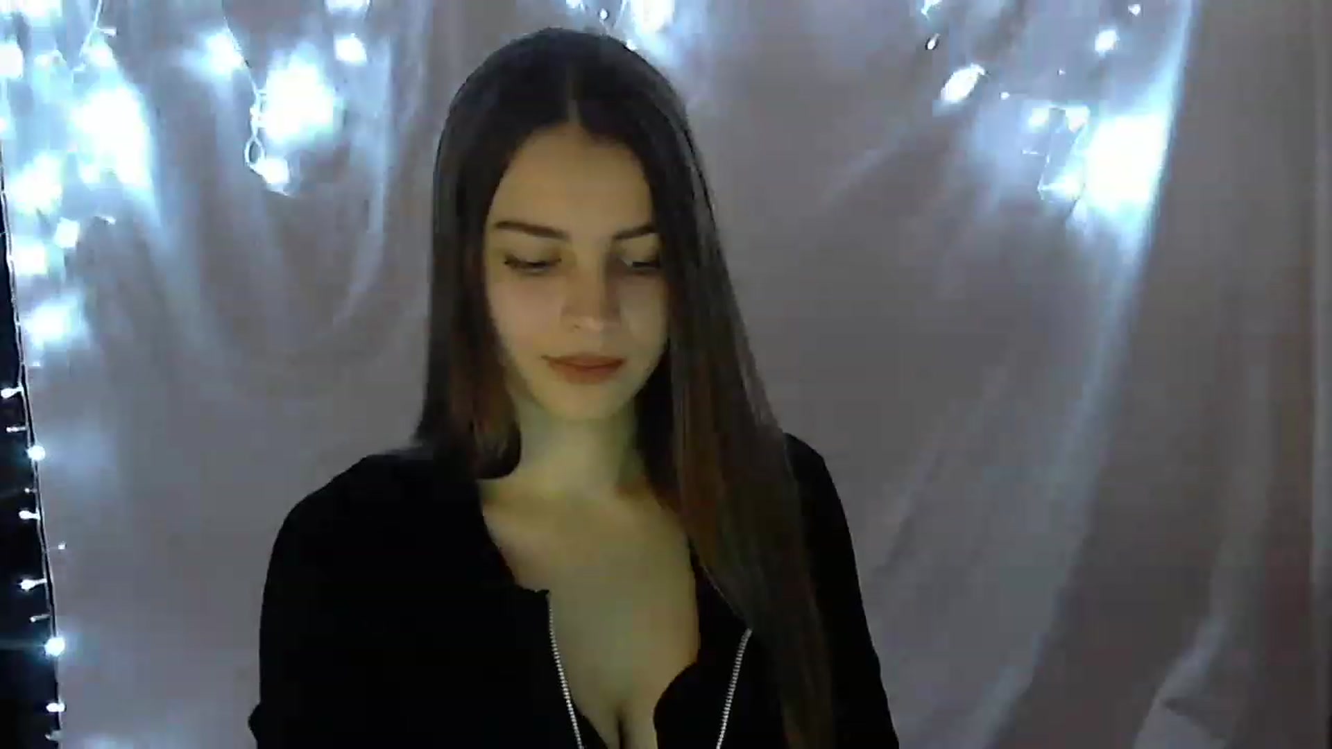 Gallery image thumbnail from Airovissa's myfreecams stream on, 11/14/2022, 13:36 image 8 of 20