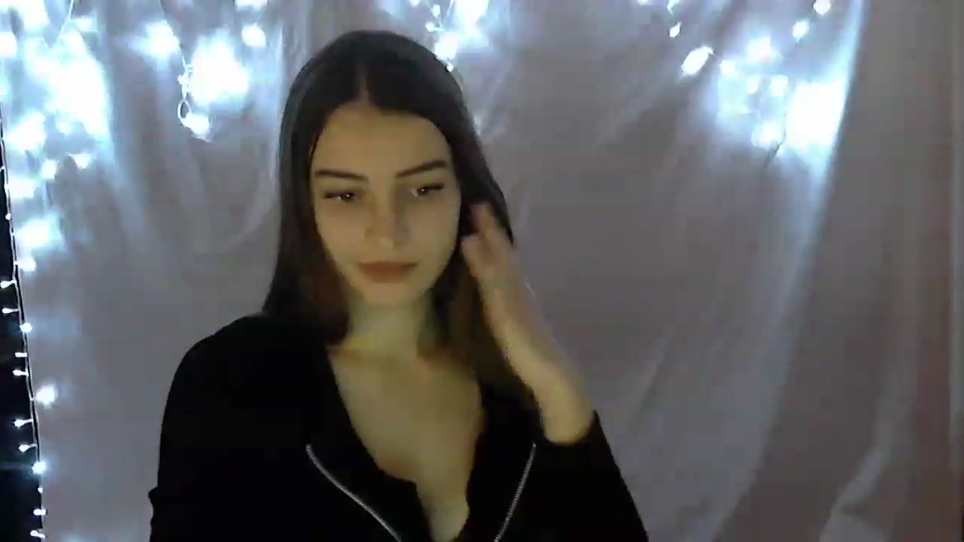 Gallery image thumbnail from Airovissa's myfreecams stream on, 11/14/2022, 13:36 image 5 of 20