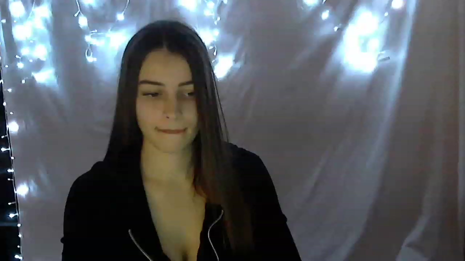 Gallery image thumbnail from Airovissa's myfreecams stream on, 11/14/2022, 14:00 image 3 of 20