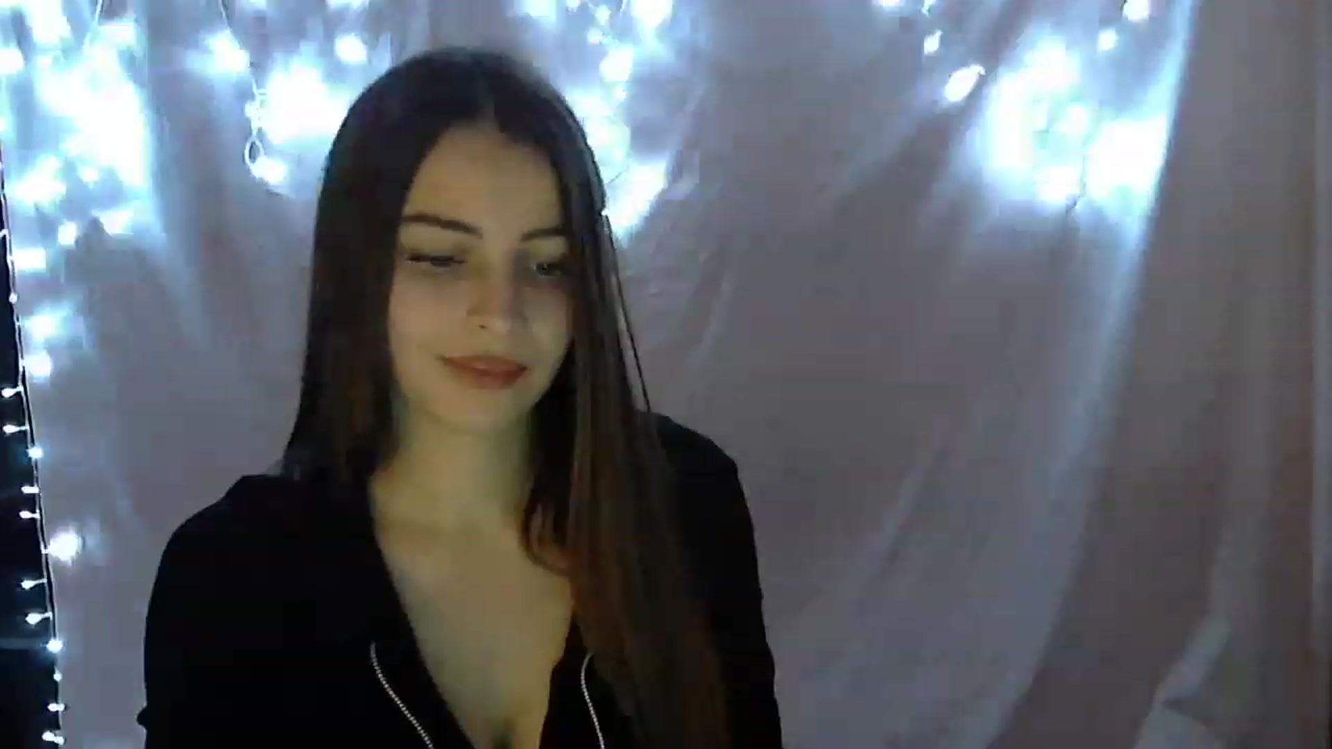 Gallery image thumbnail from Airovissa's myfreecams stream on, 11/14/2022, 14:00 image 20 of 20