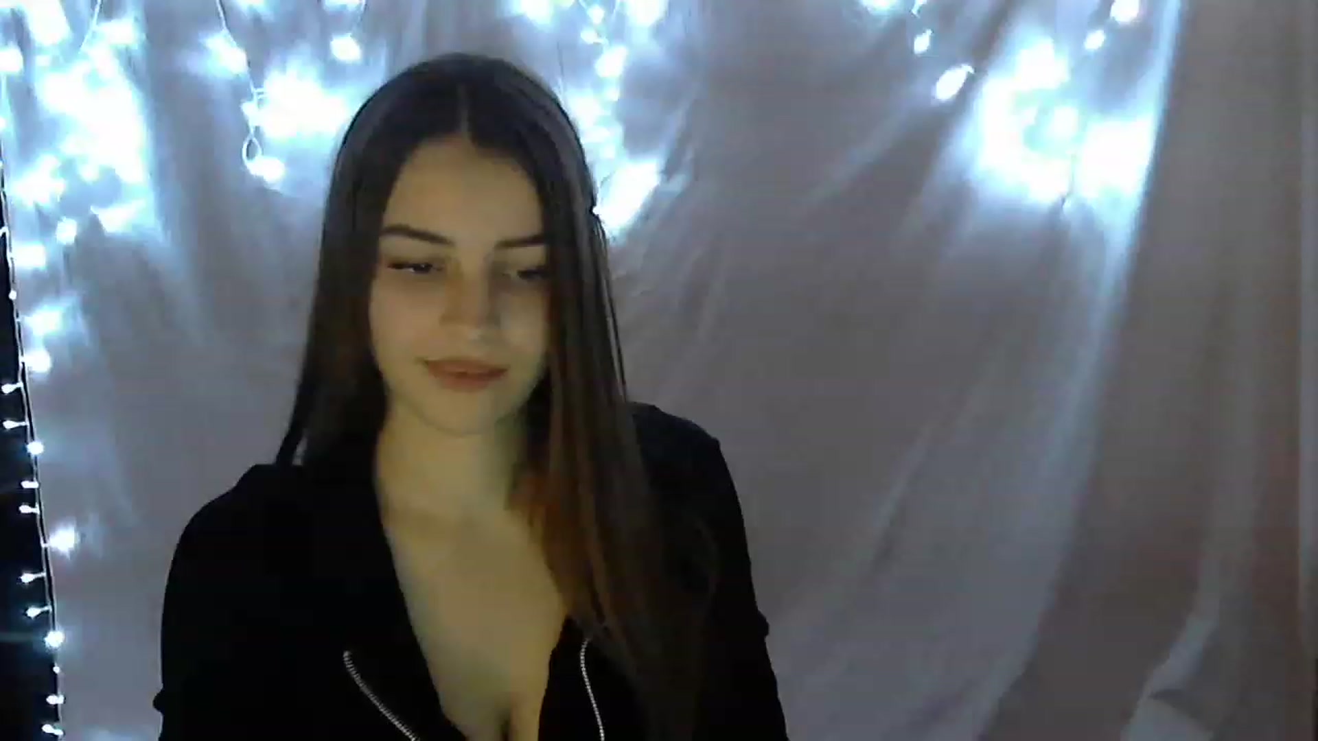 Gallery image thumbnail from Airovissa's myfreecams stream on, 11/14/2022, 14:00 image 7 of 20
