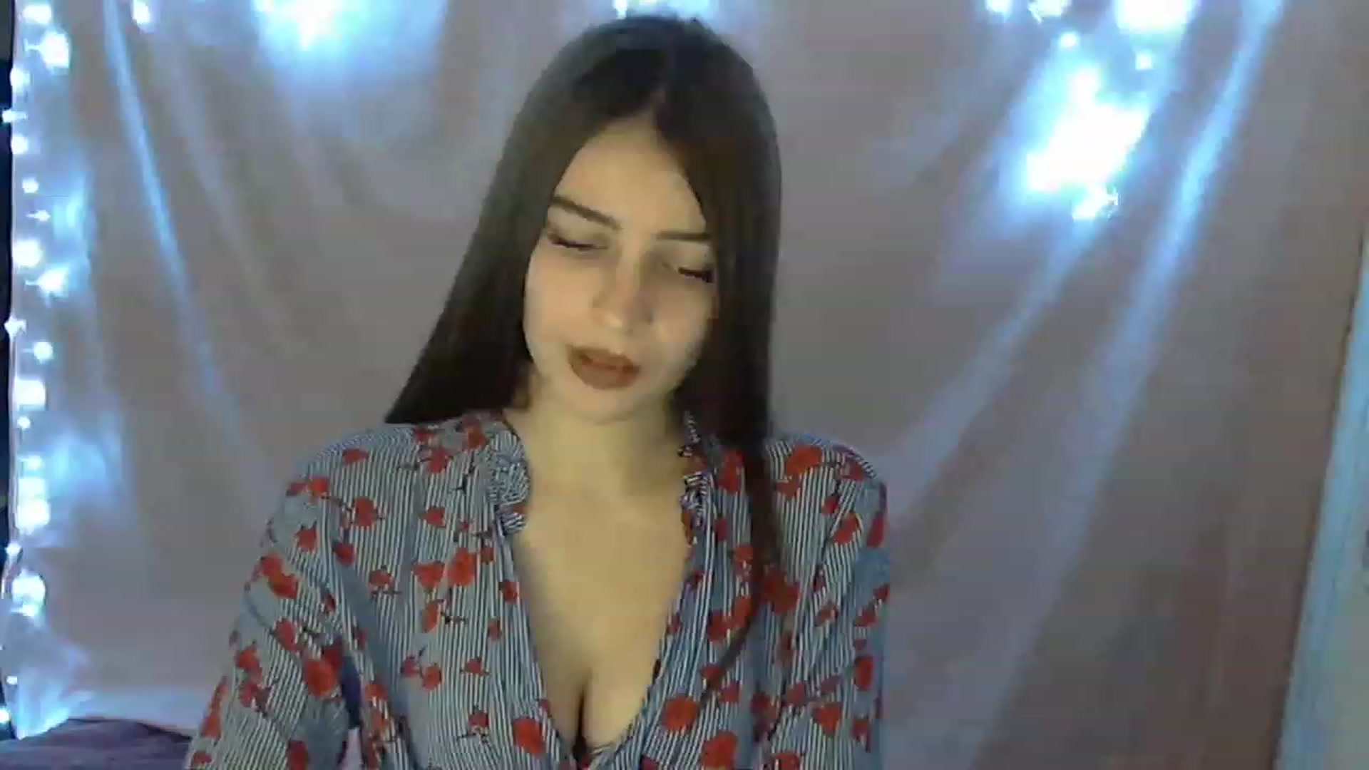 Gallery image thumbnail from Airovissa's myfreecams stream on, 11/19/2022, 11:06 image 12 of 20