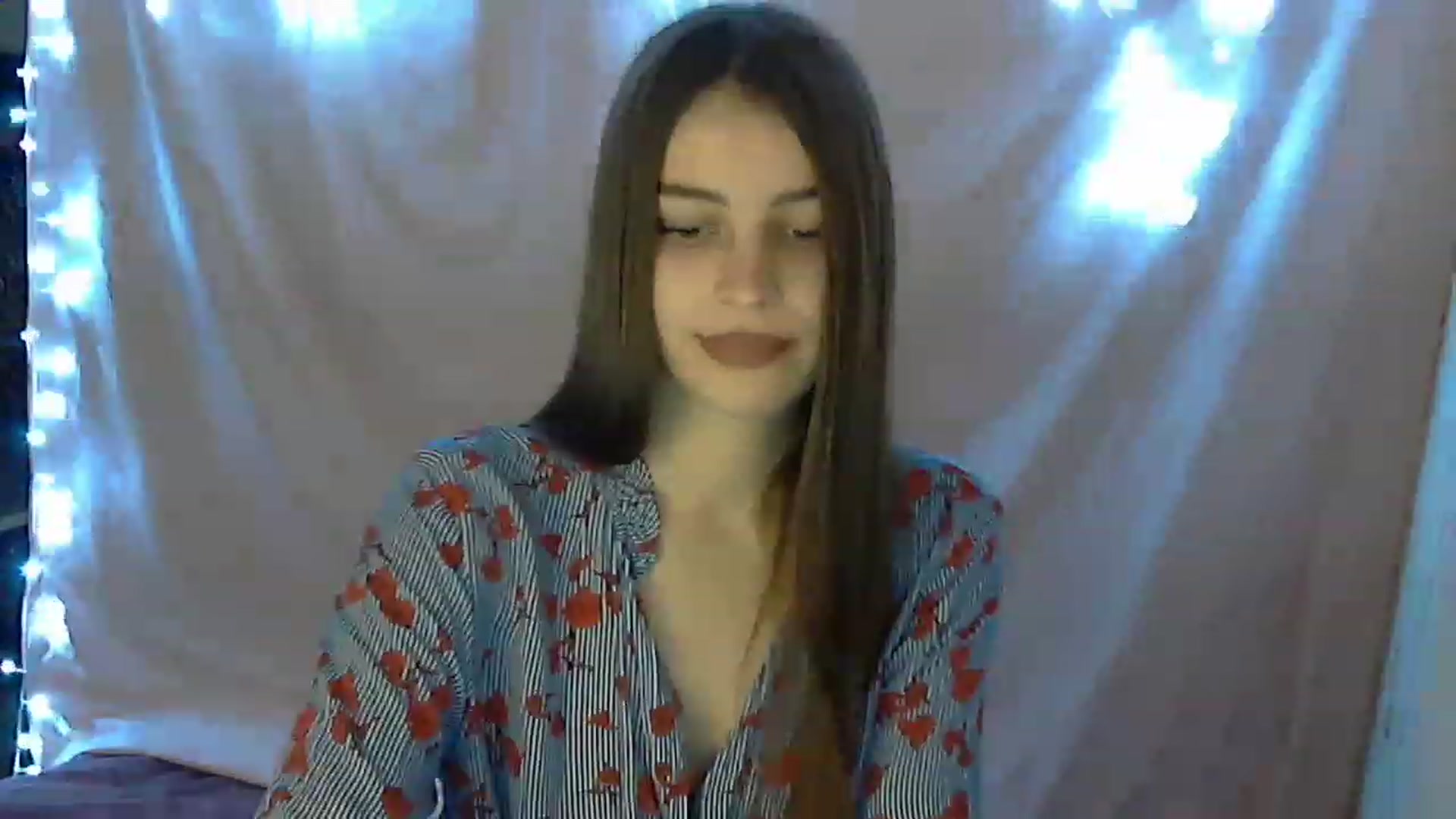 Gallery image thumbnail from Airovissa's myfreecams stream on, 11/19/2022, 12:07 image 16 of 20